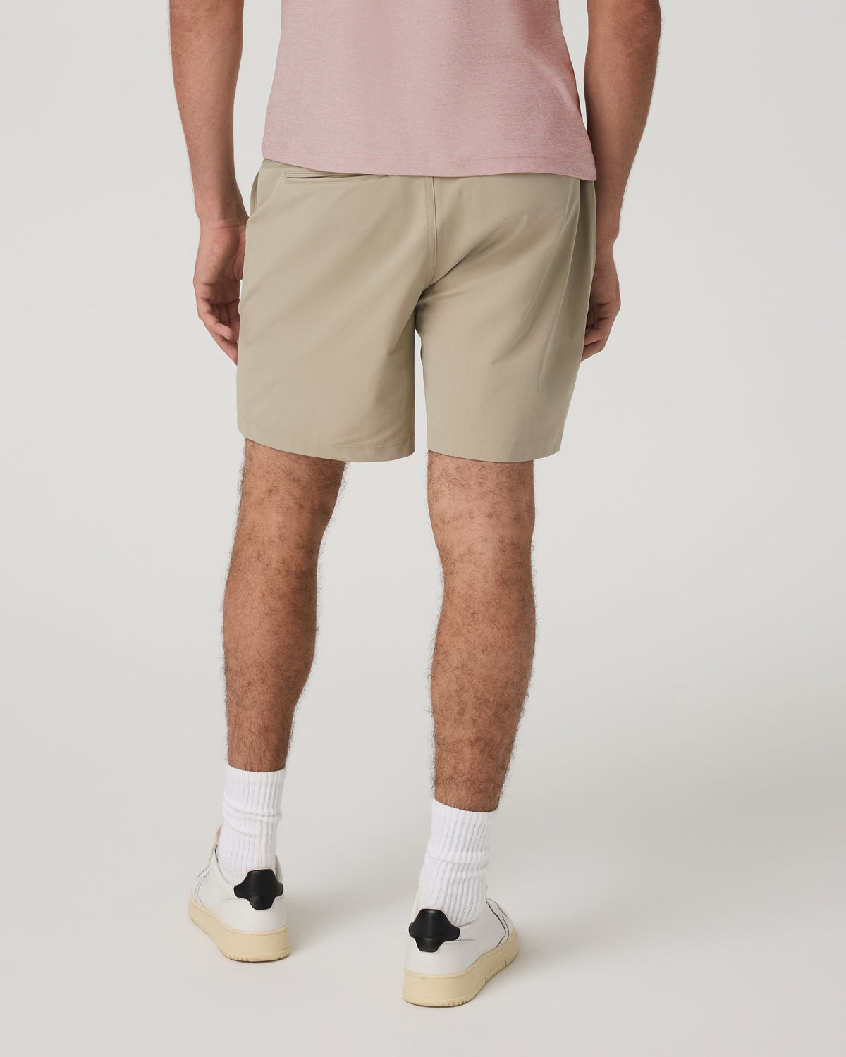 Vuori Meta Short 6
