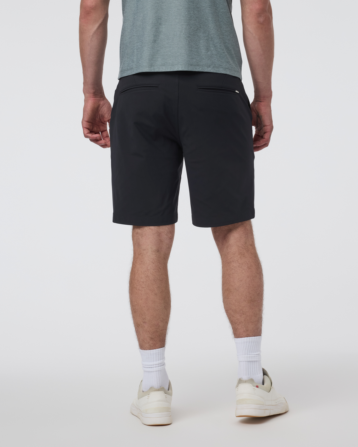 Vuori Meta Short 8