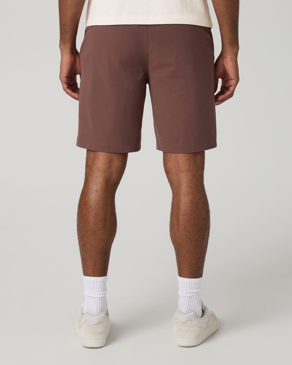 Vuori Meta Short 8