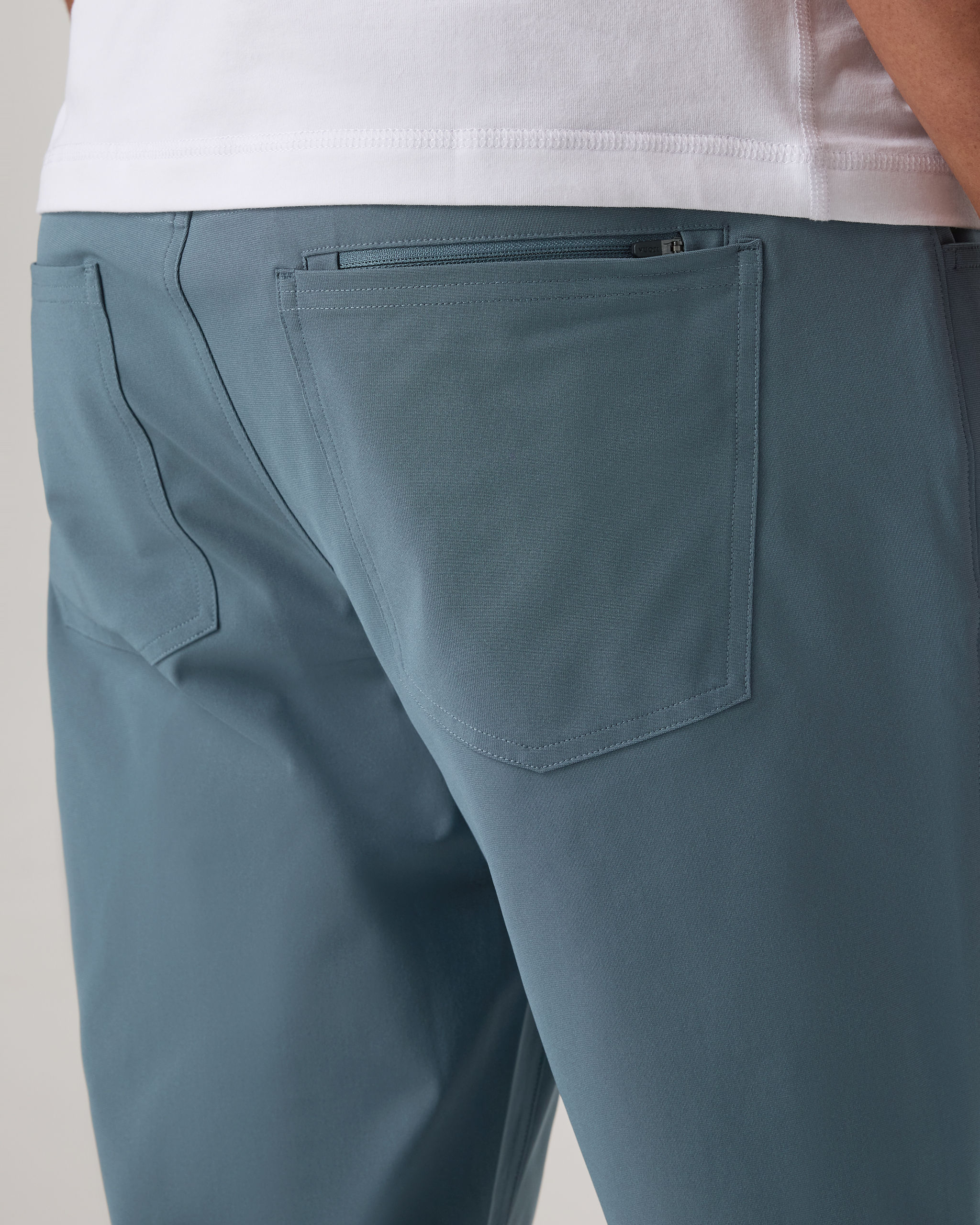 Vuori Meta Pant Classic Fit 32