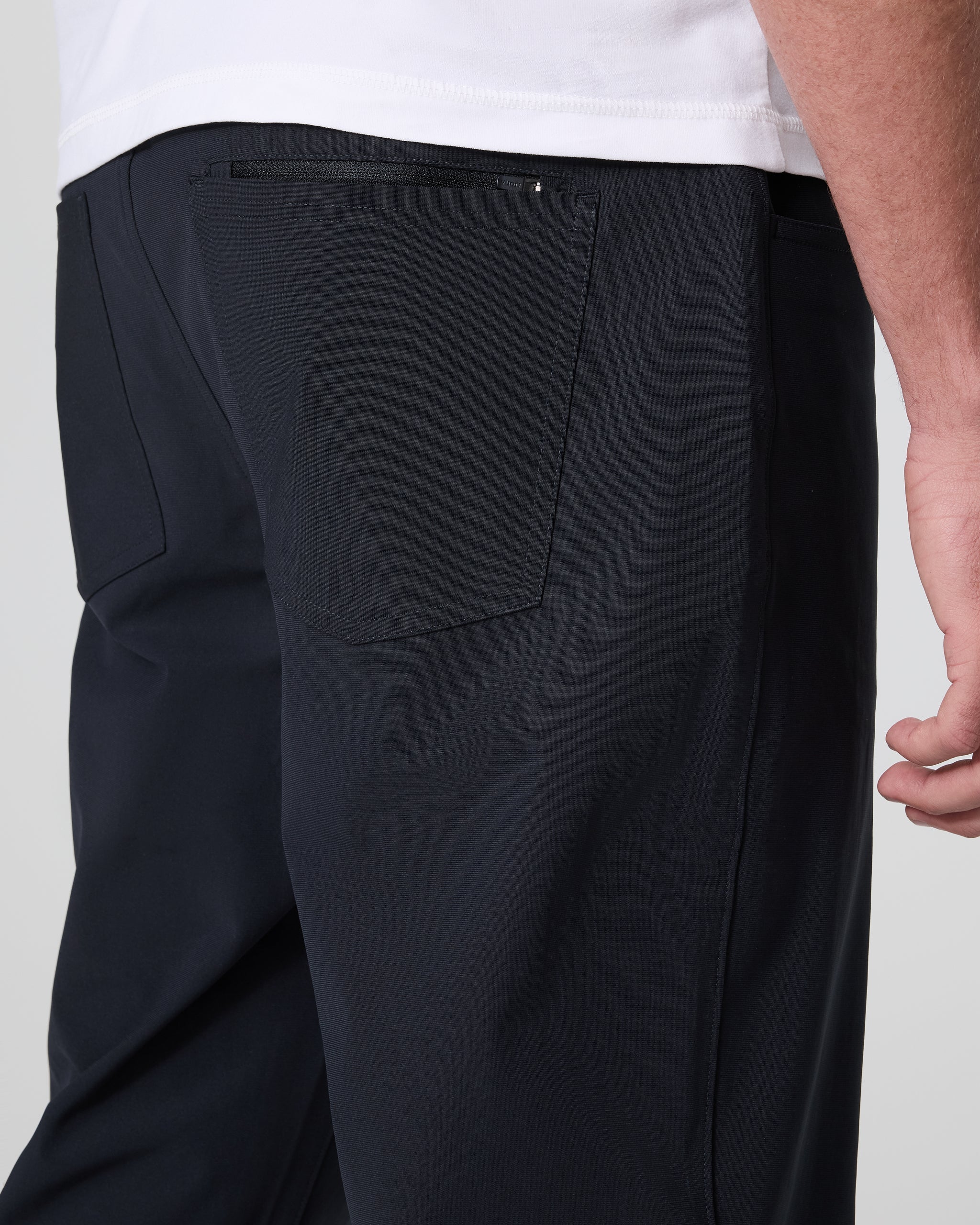 Vuori Meta Pant Classic Fit 32