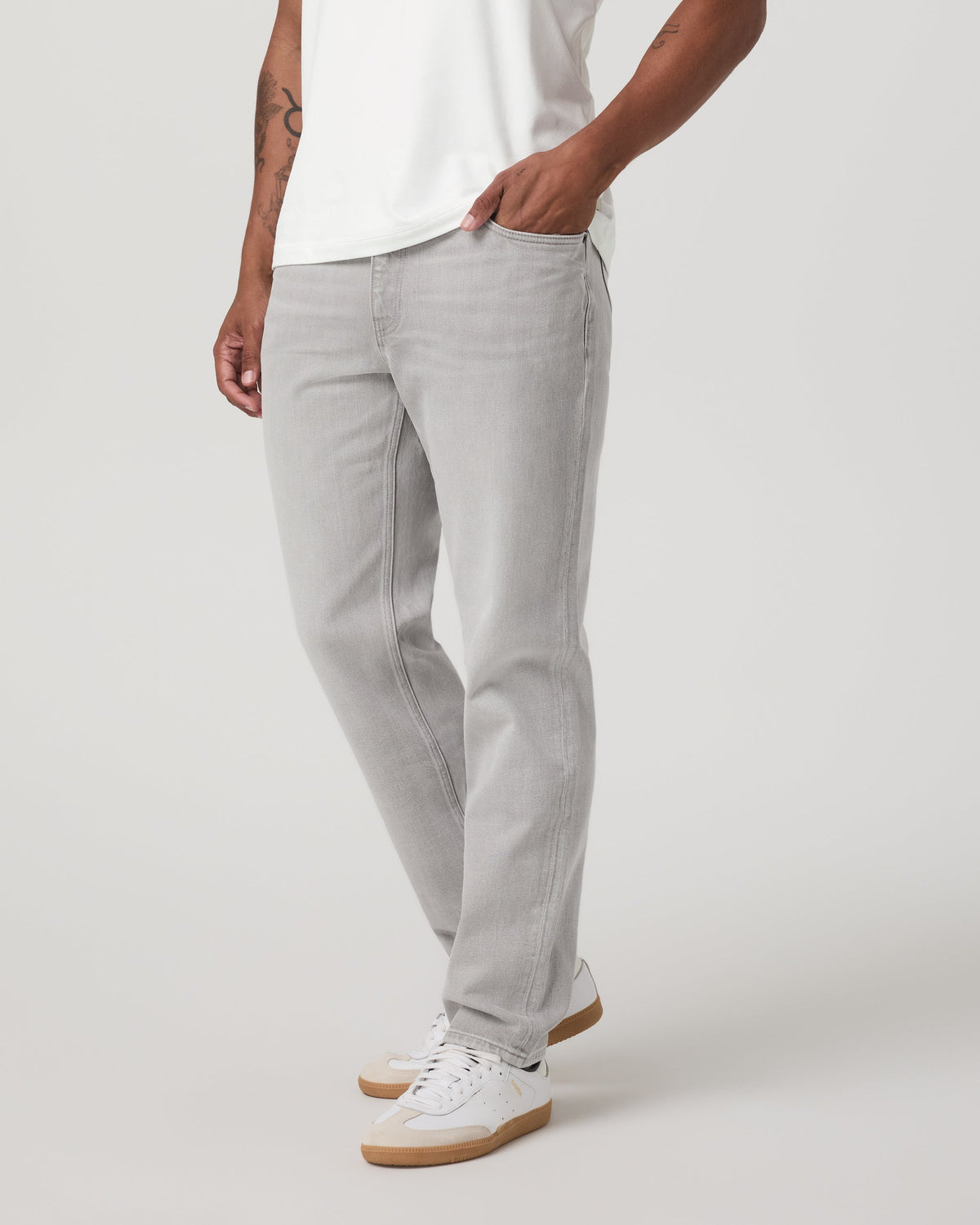 Vuori Vintage Jean Classic Fit 32
