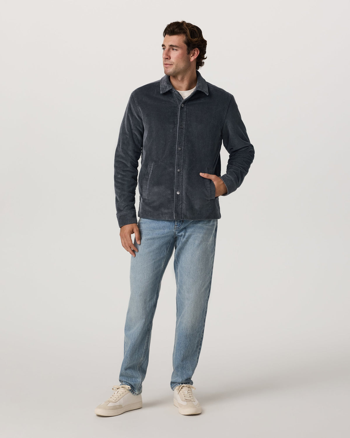 Vuori Vintage Jean Classic Fit 32