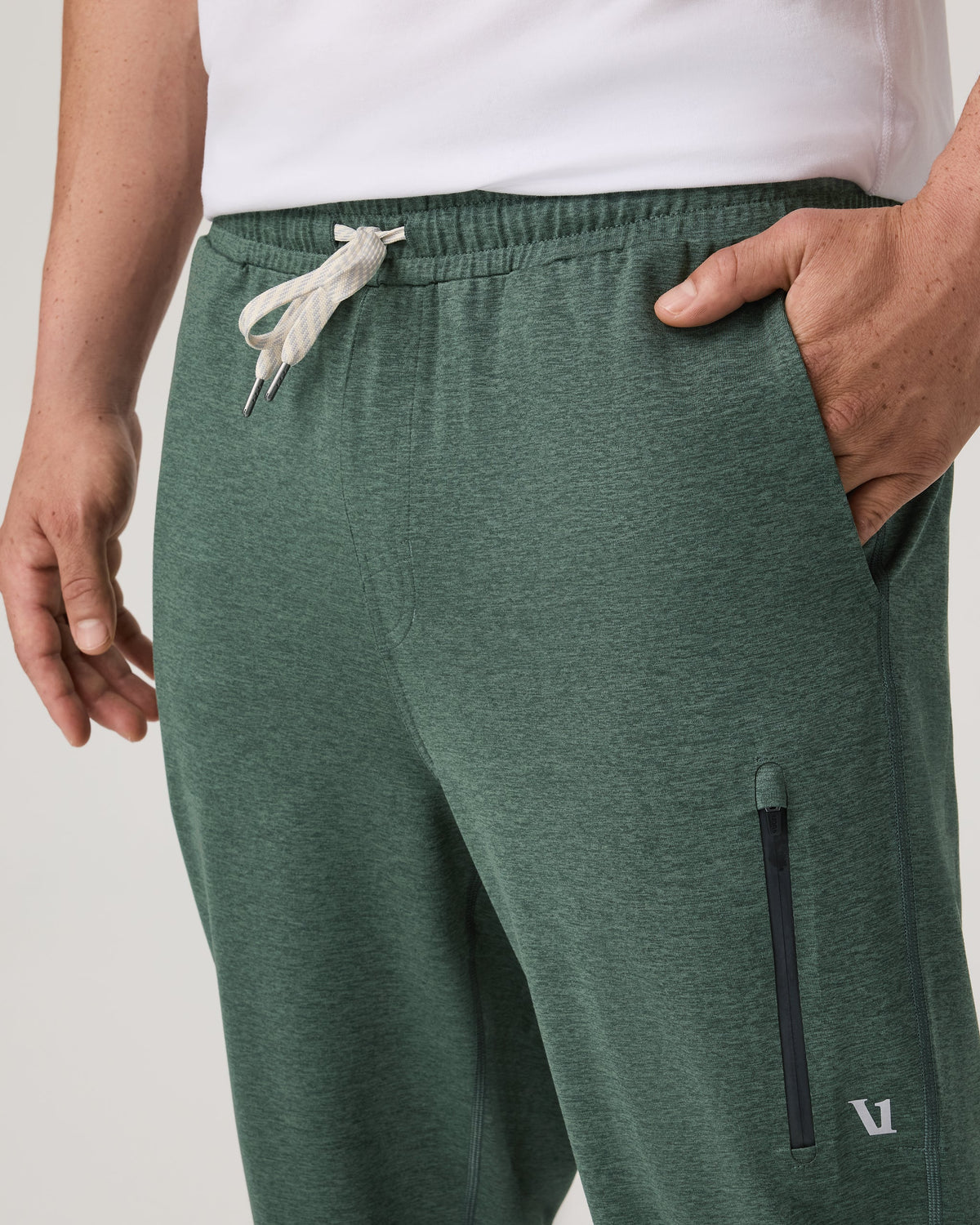 Vuori Sunday Performance Sweatpant