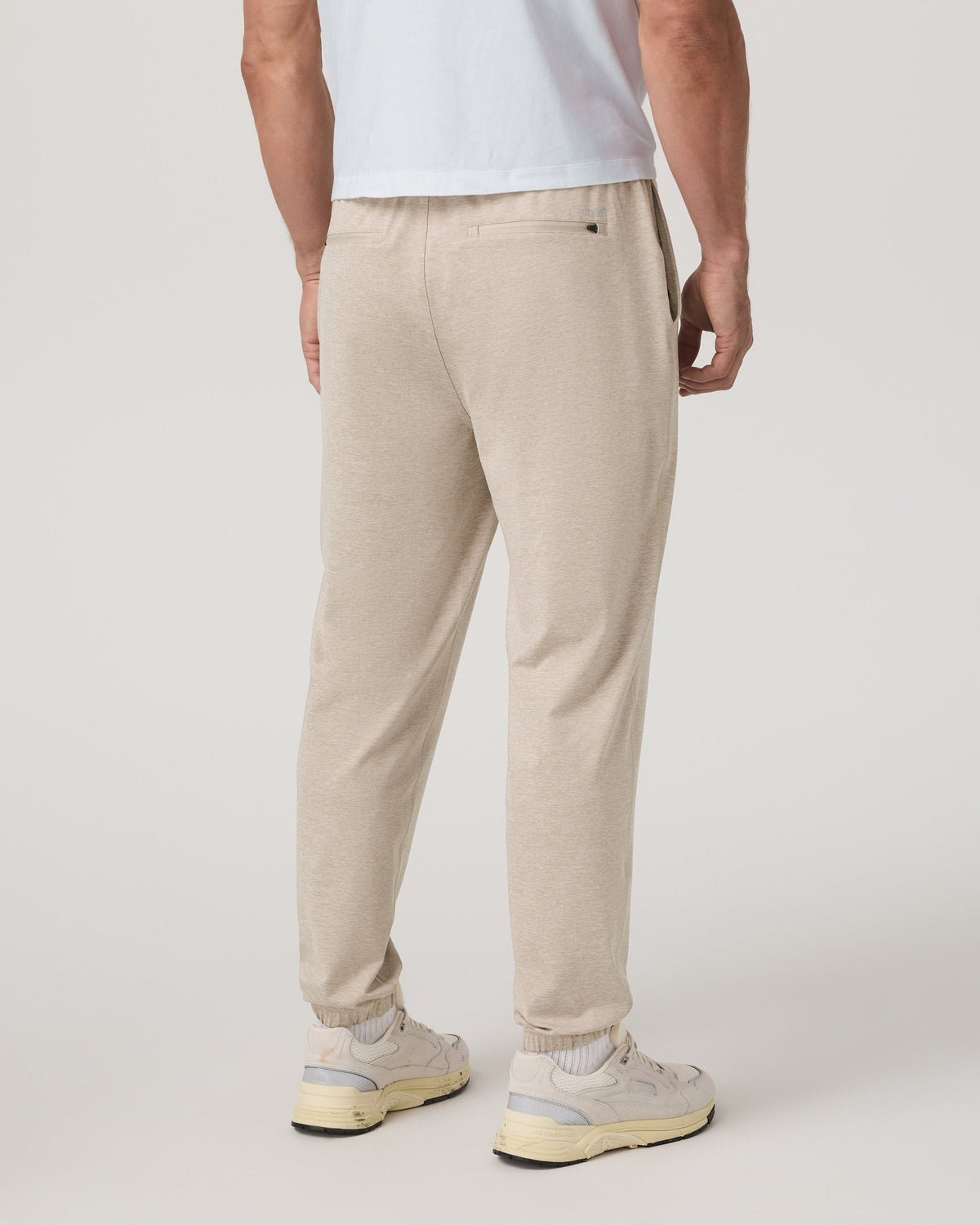 Vuori Sunday Performance Sweatpant