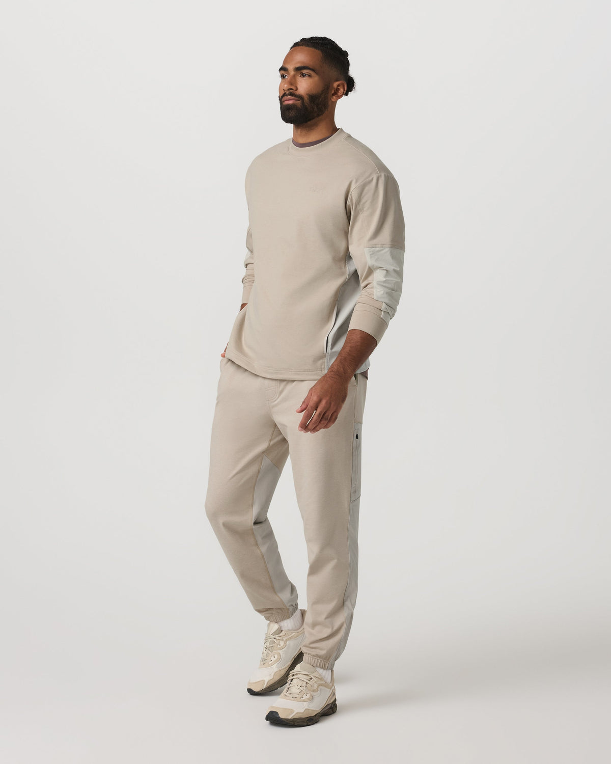 Vuori Coronado Mixed Media Sweatpant 28