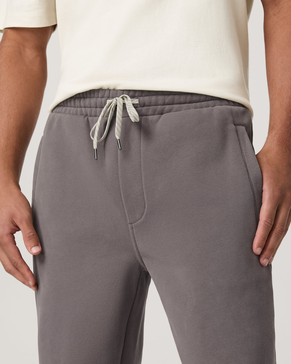 Vuori Seaside Straight Leg Sweatpant 30
