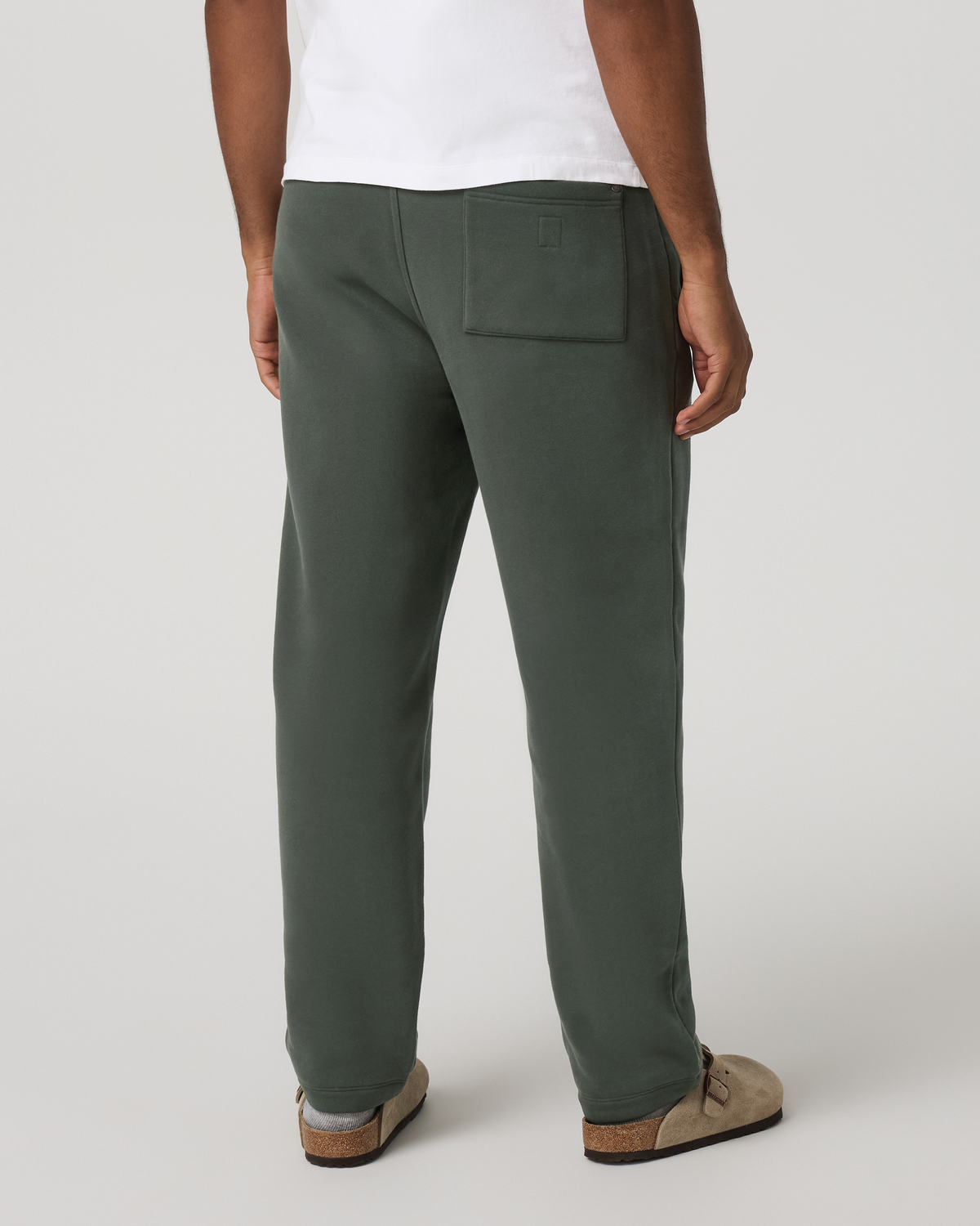 Vuori Seaside Straight Leg Sweatpant 30
