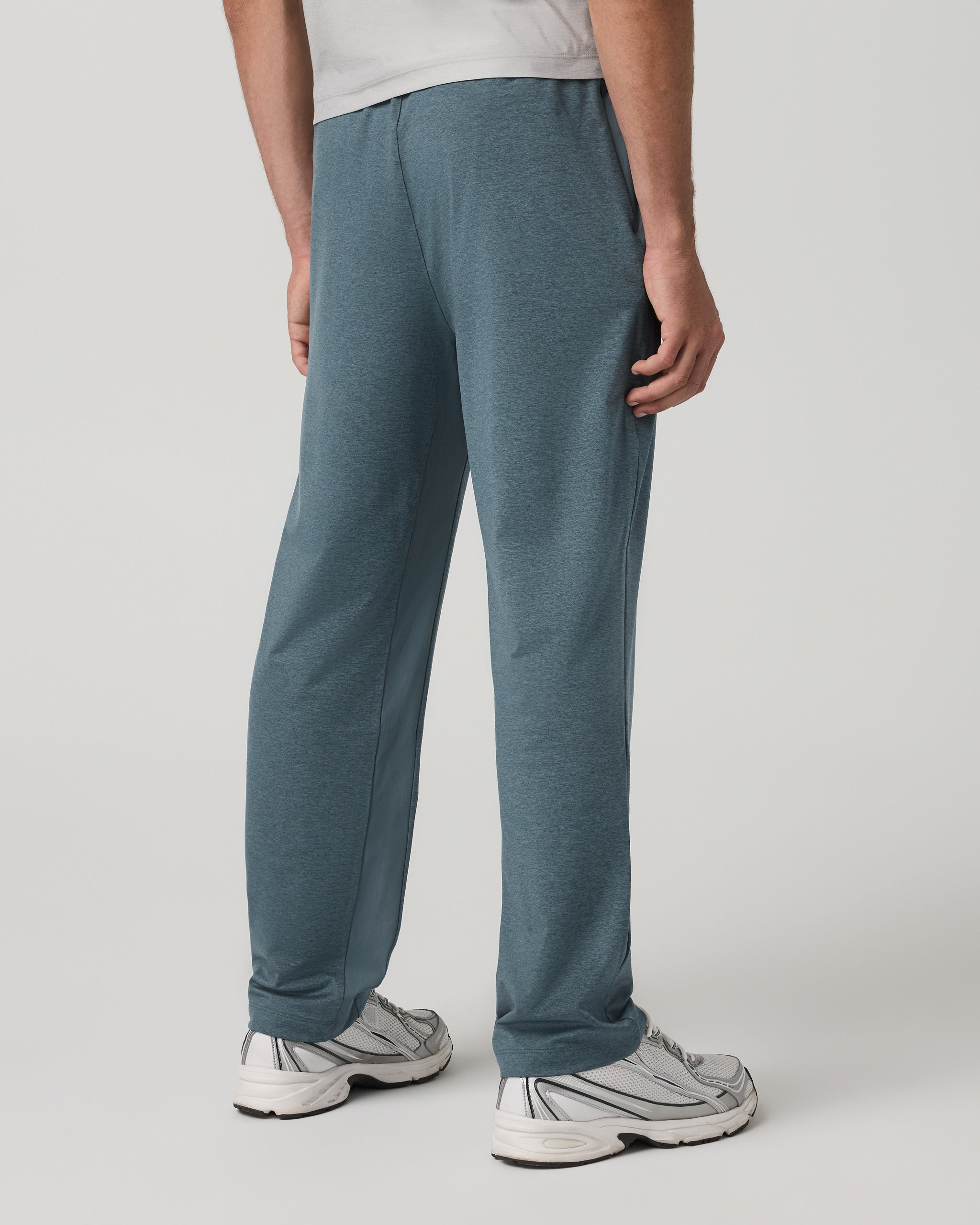 Vuori Sunday Performance Track Pant 30