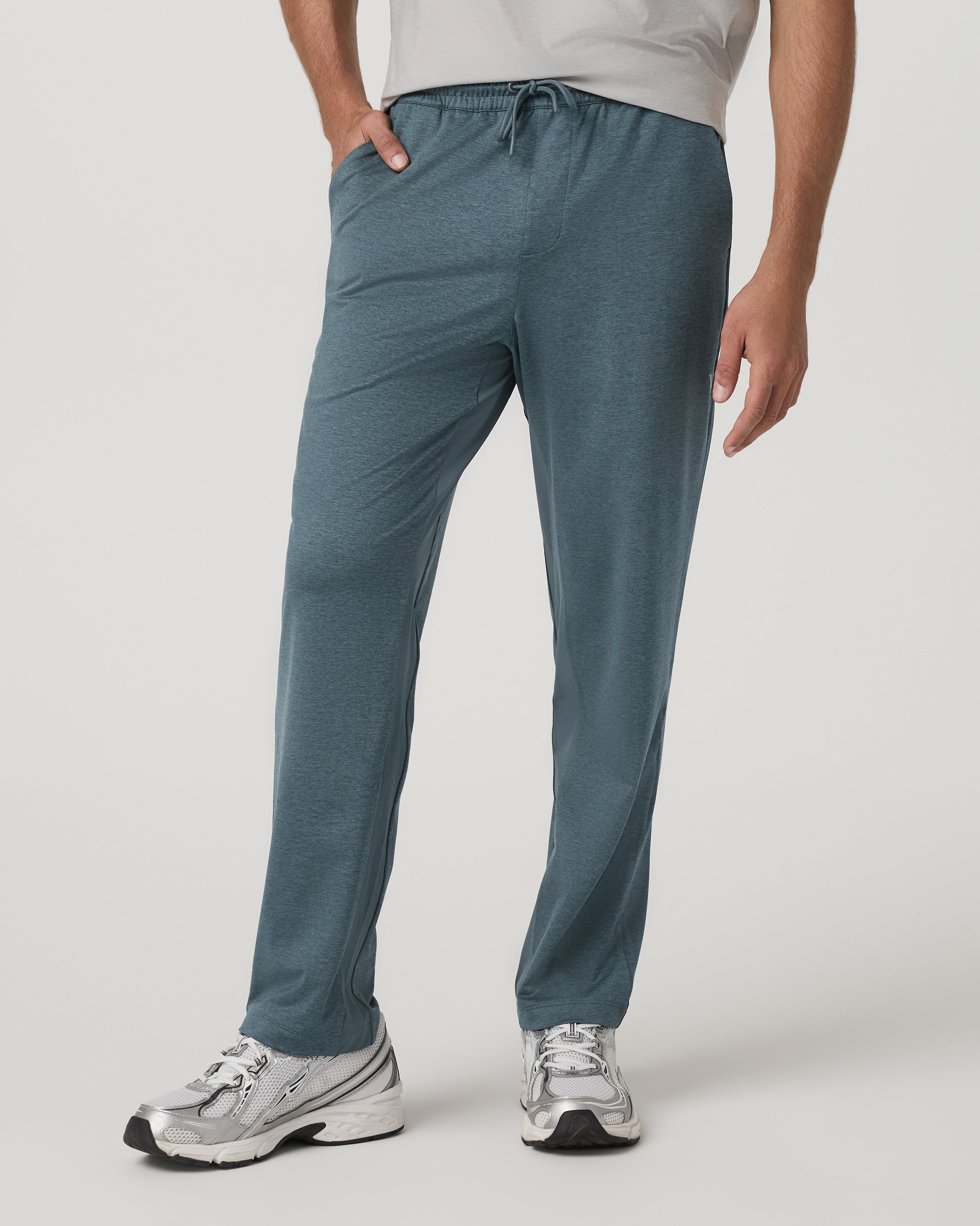 Vuori Sunday Performance Track Pant 30