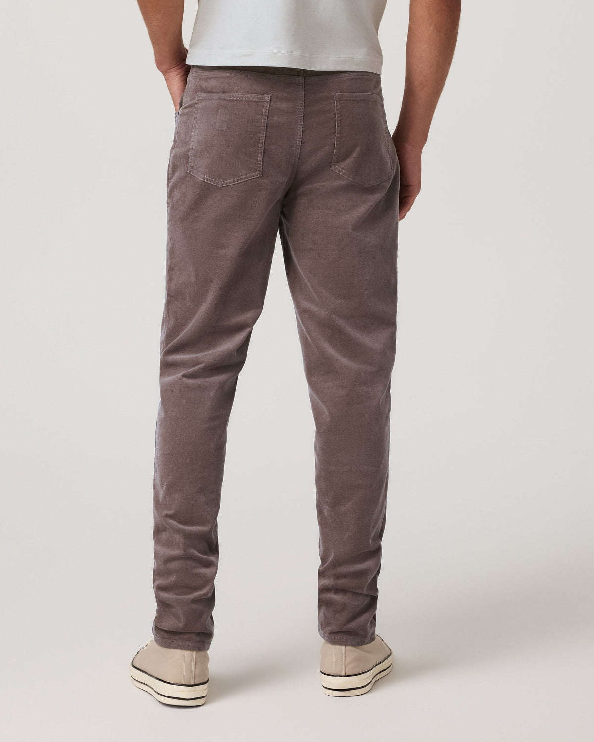 Vuori Optimist 5 Pocket Cord Pant Athletic Slim Fit