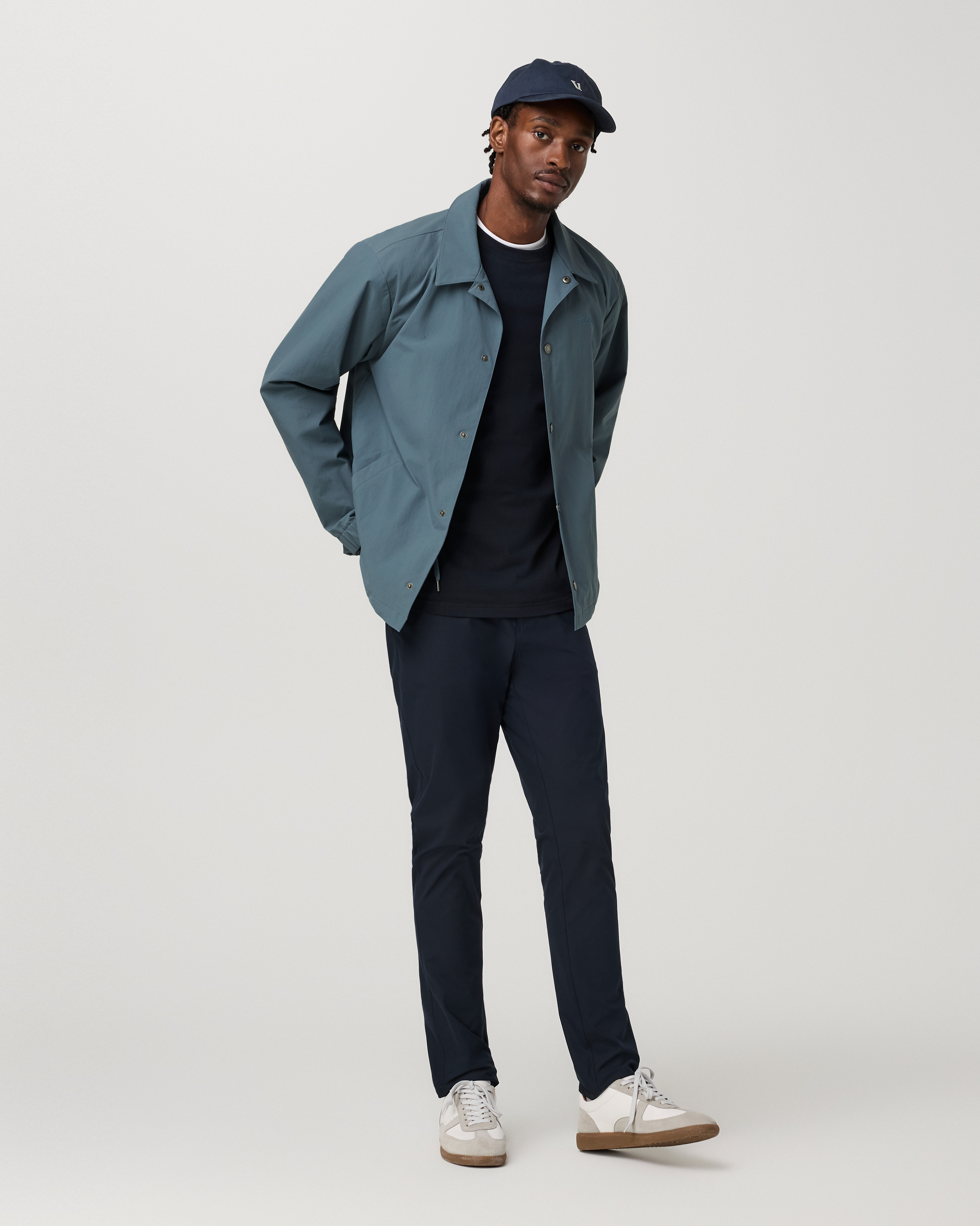Vuori V1 Coach Jacket