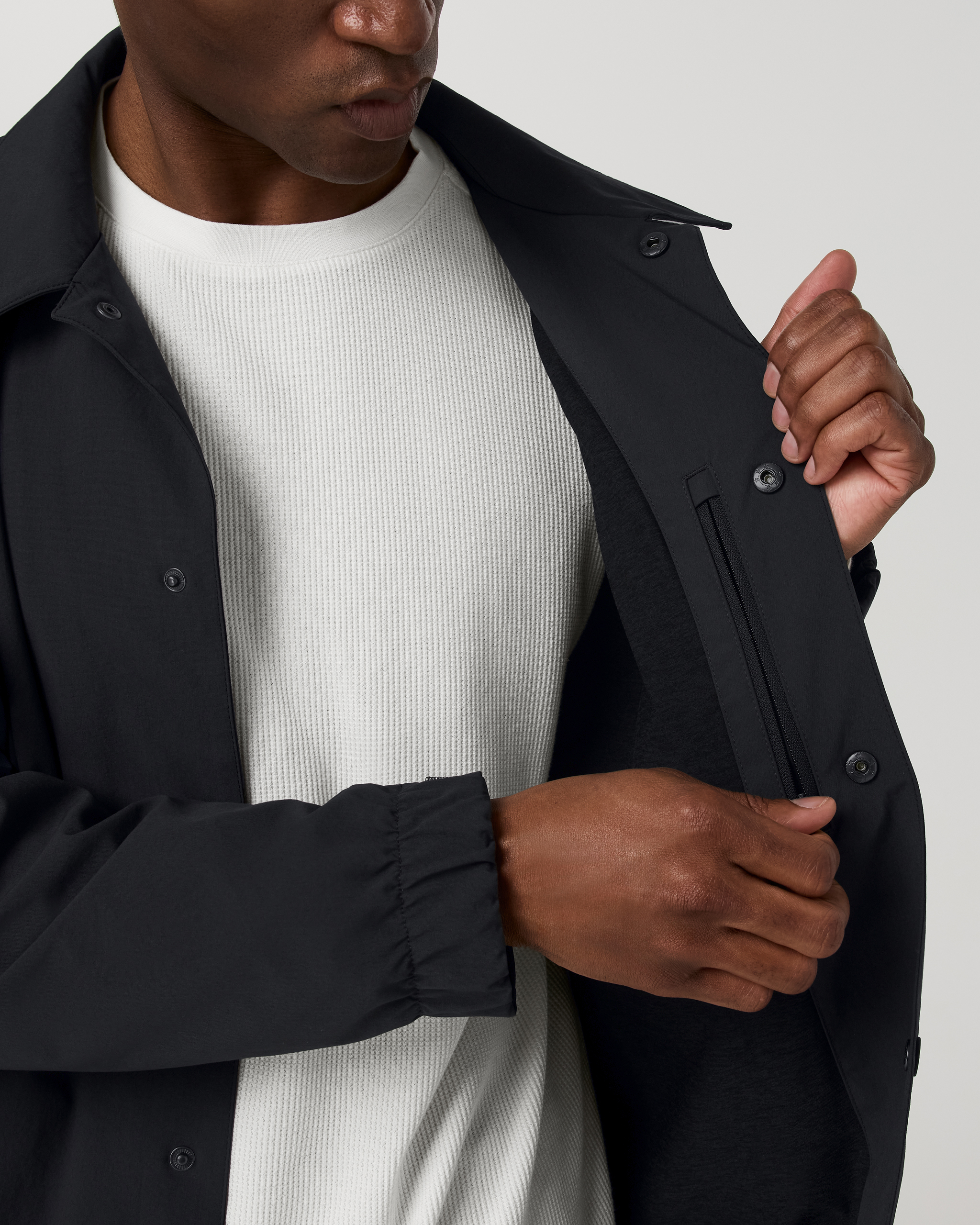 Vuori V1 Coach Jacket