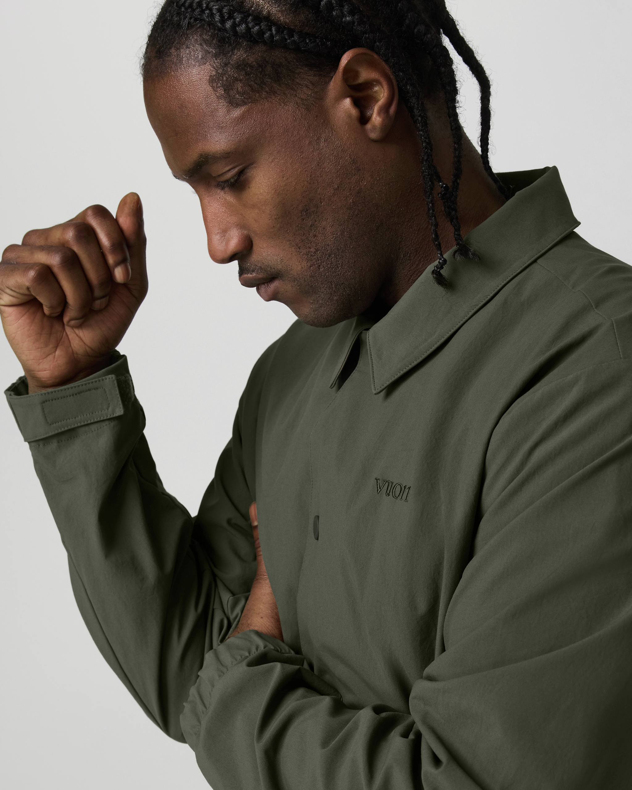 Vuori V1 Coach Jacket
