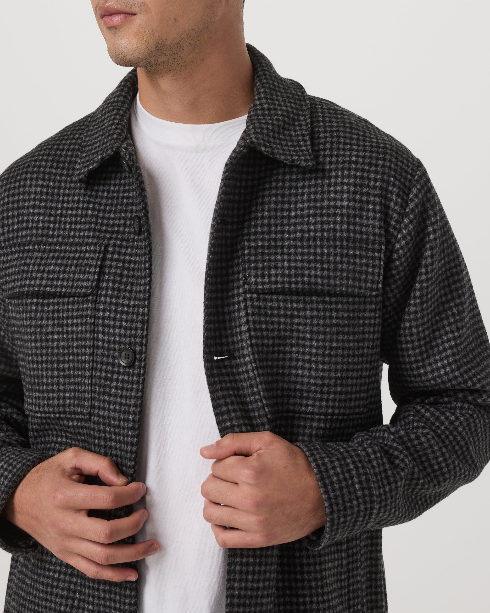 #color_grey-houndstooth