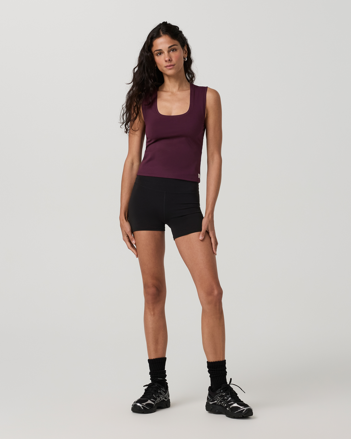 Vuori Halo Essential Scoop Tank