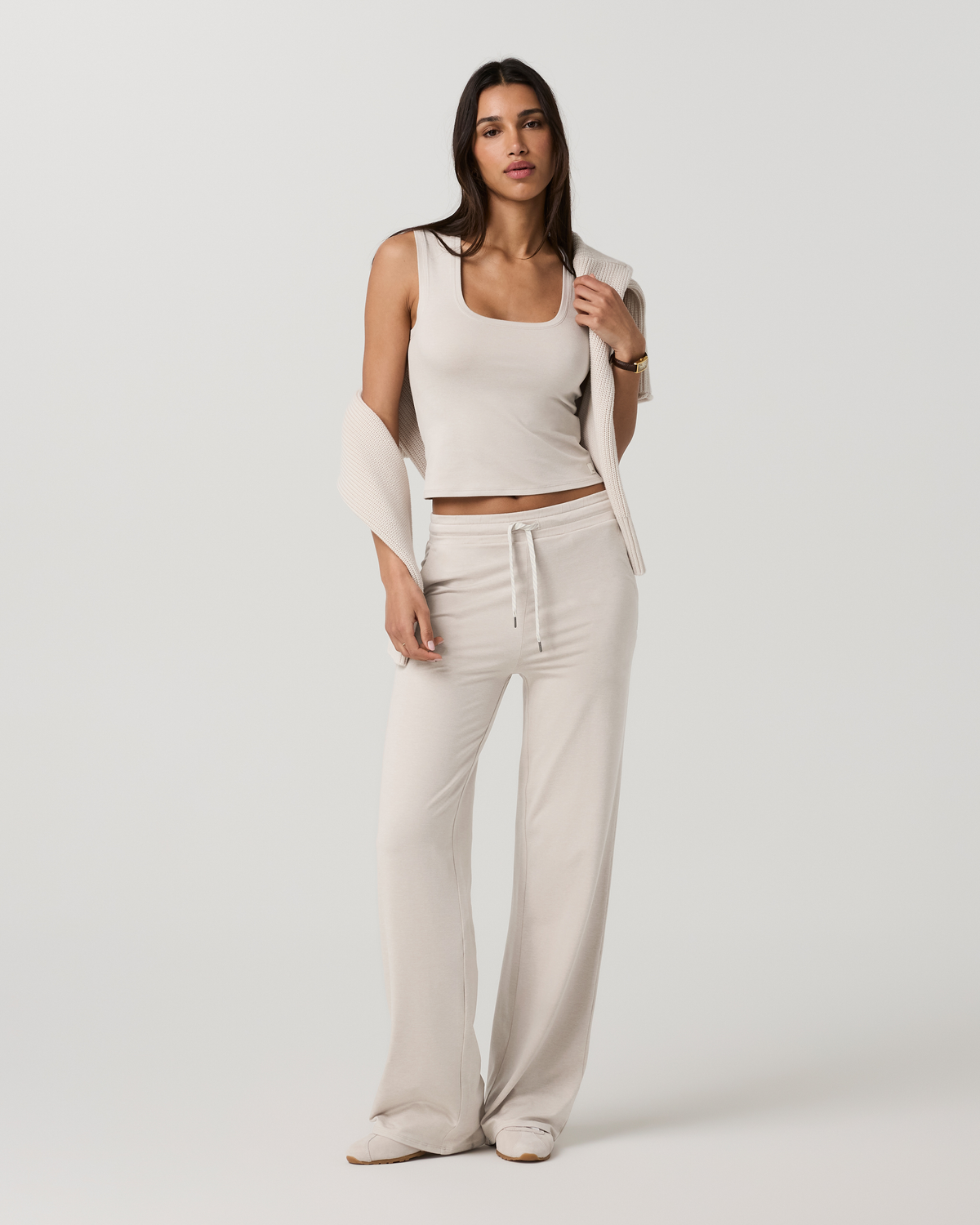 Vuori Halo Essential Scoop Tank