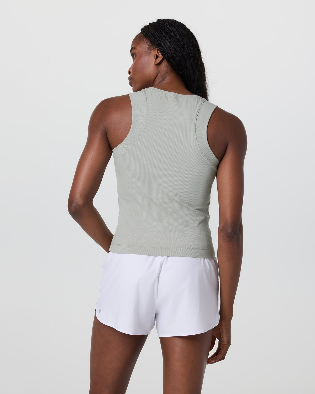 Vuori Pose Modern Tank