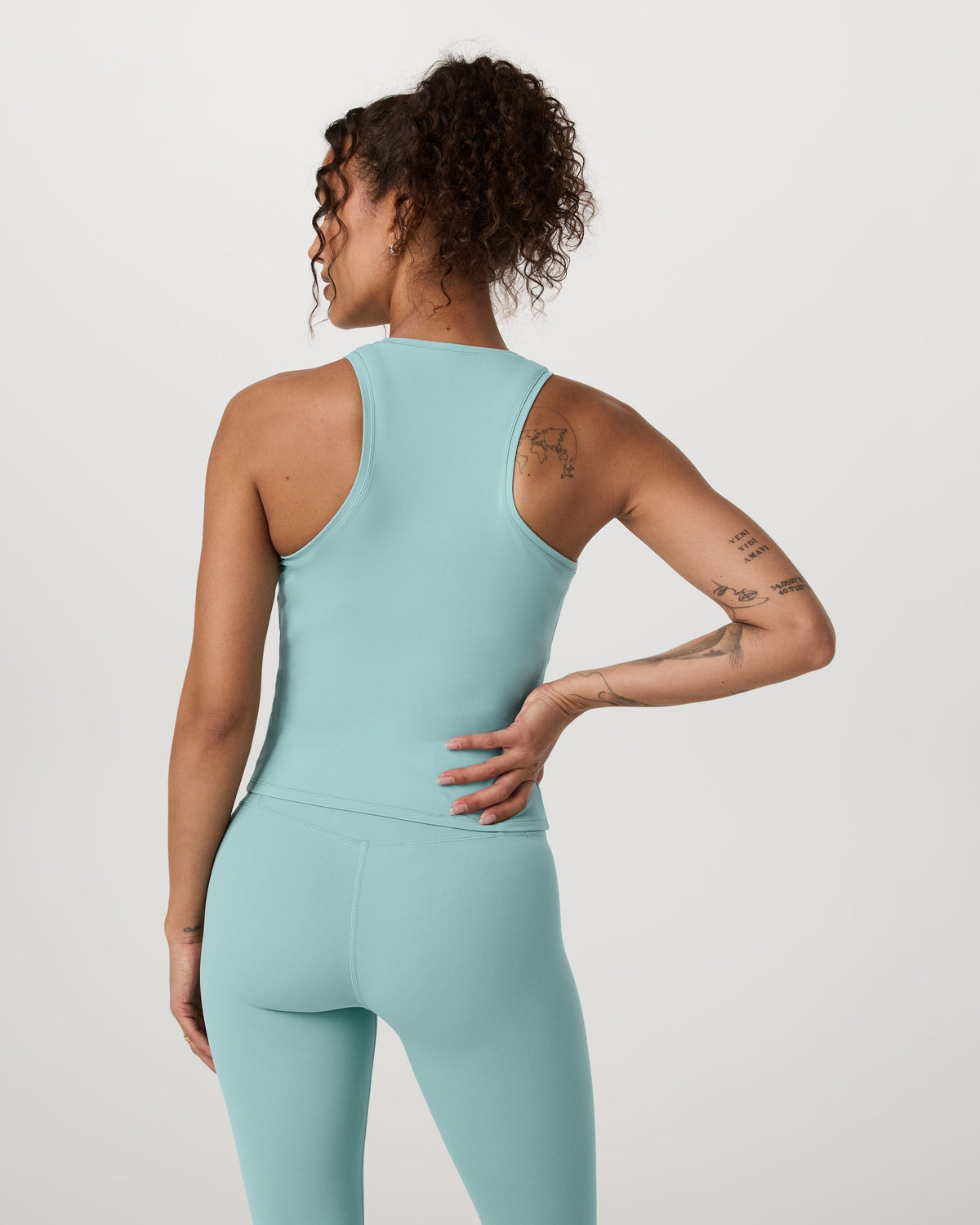 Vuori Allthefeels Crew Tank