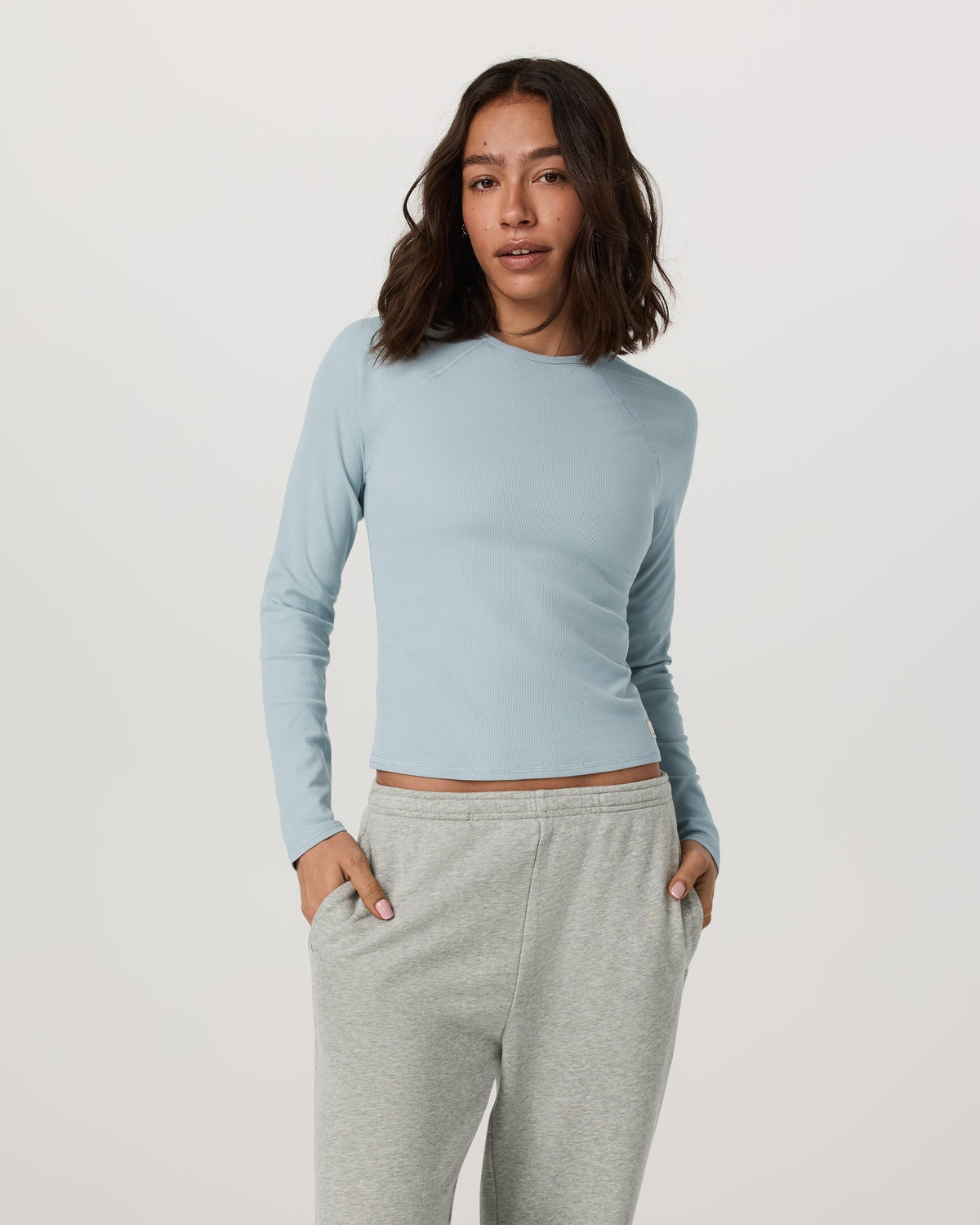 Vuori Long Sleeve Pose Crew