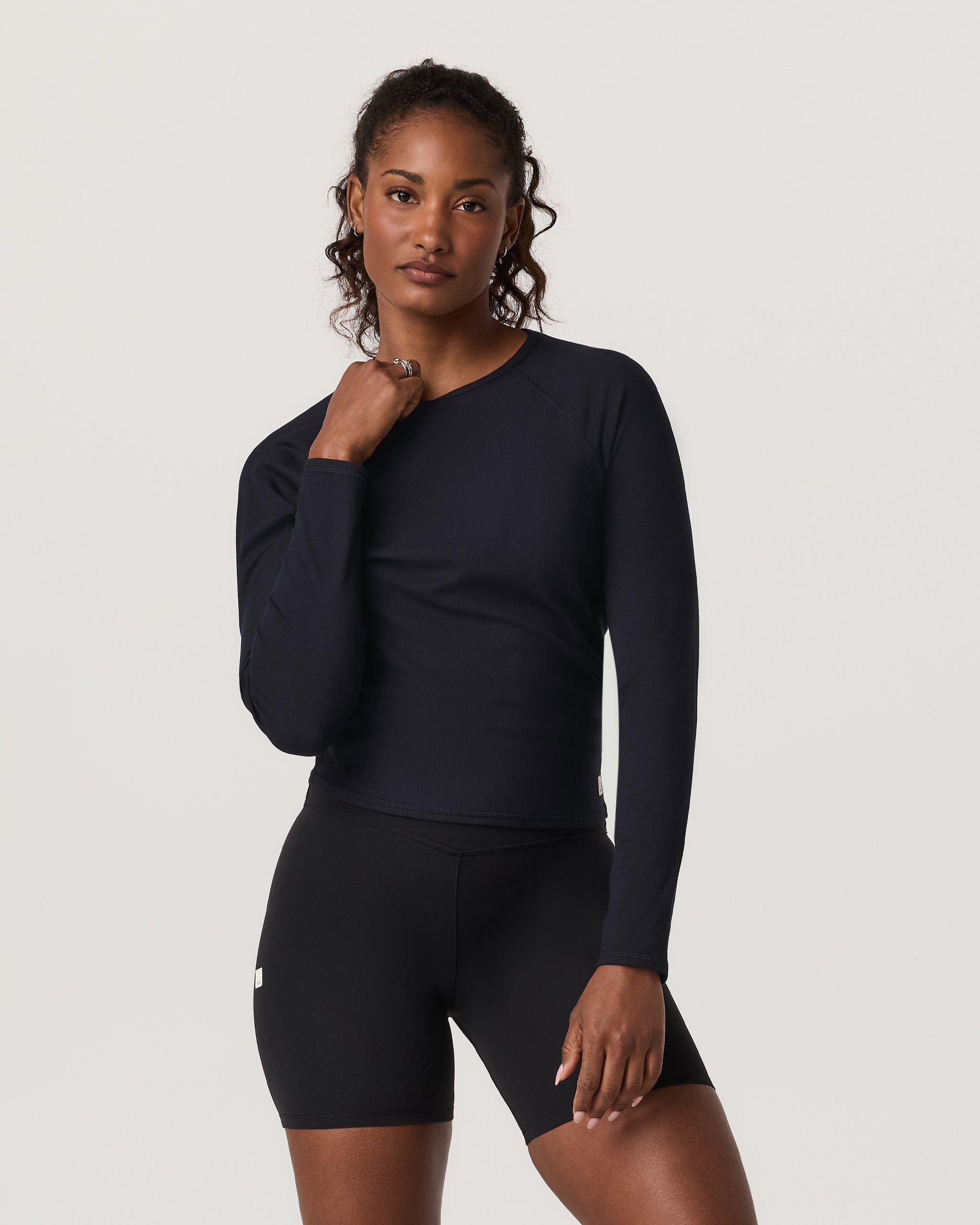 Vuori Long Sleeve Pose Crew