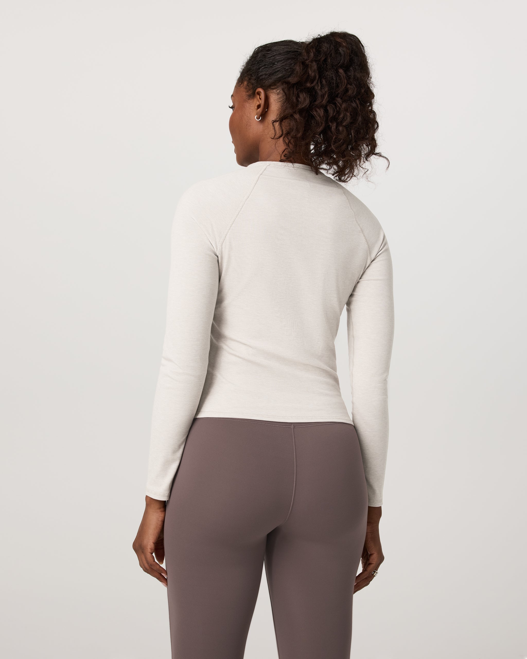 Vuori Long Sleeve Pose Crew