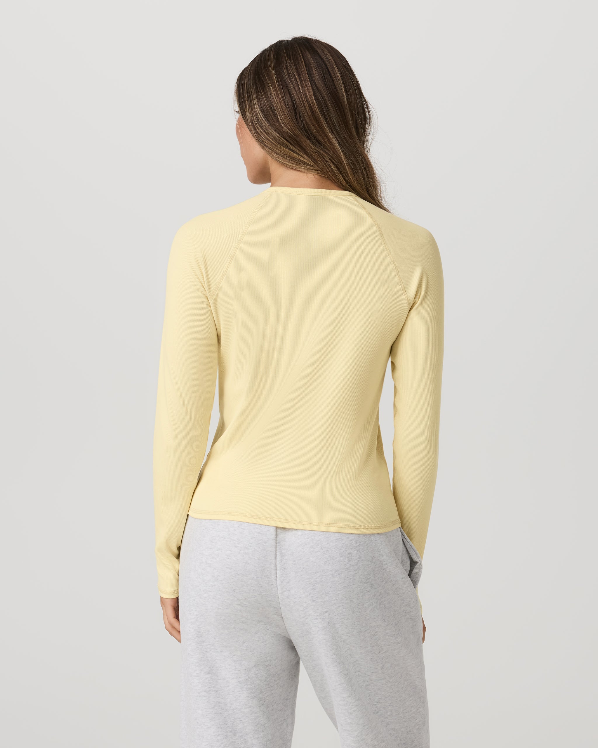 Vuori Long Sleeve Pose Crew