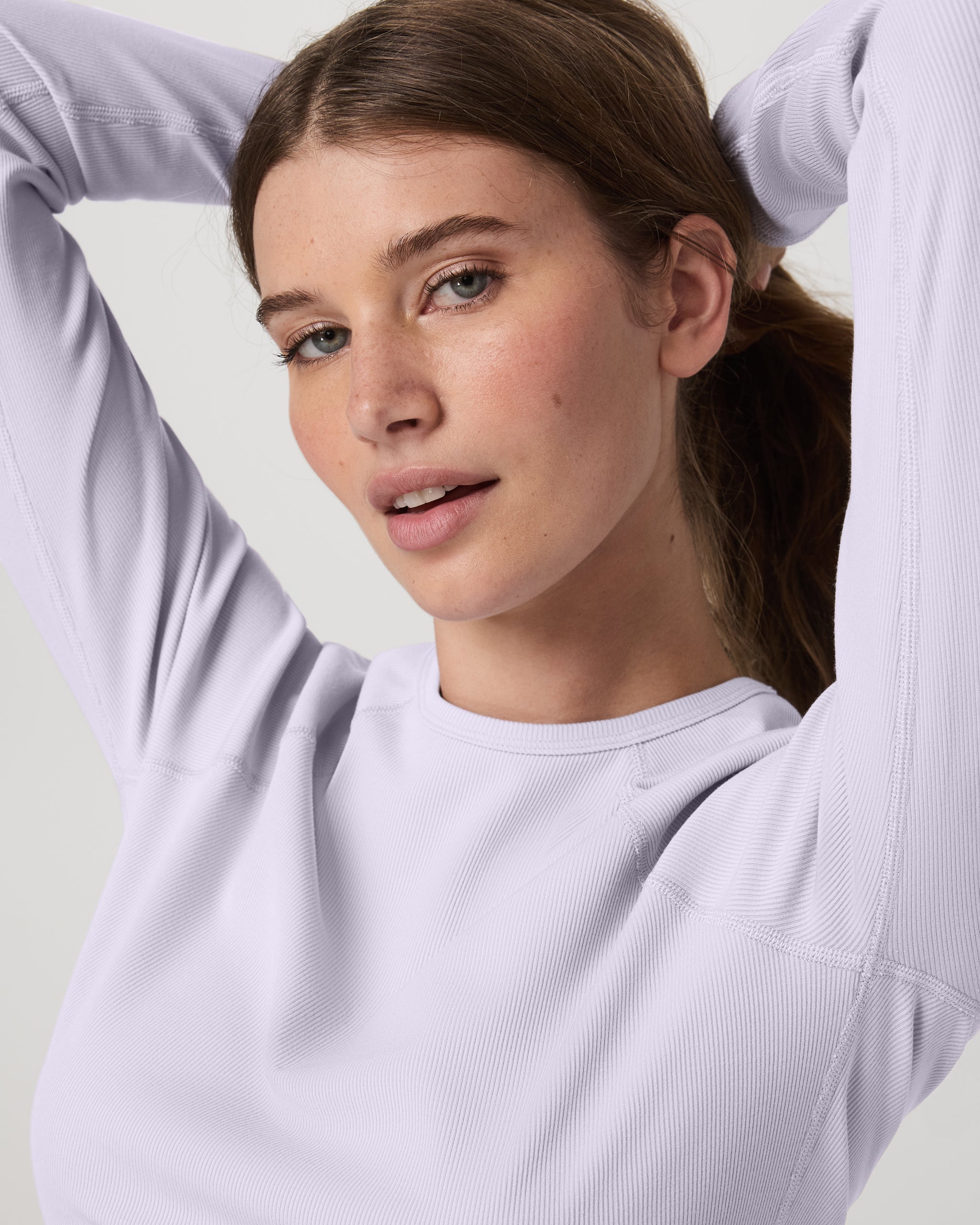 Vuori Long Sleeve Pose Crew