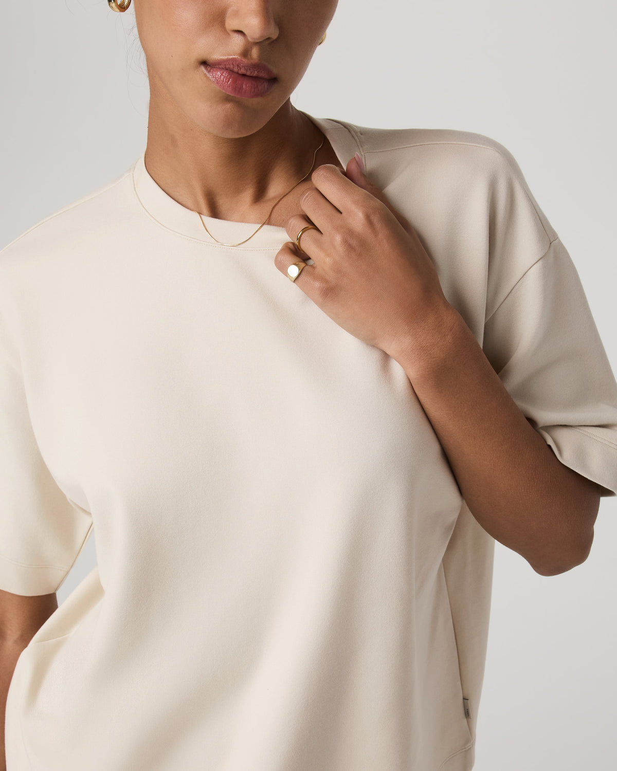 Vuori Short Sleeve Maven Oversized Tee