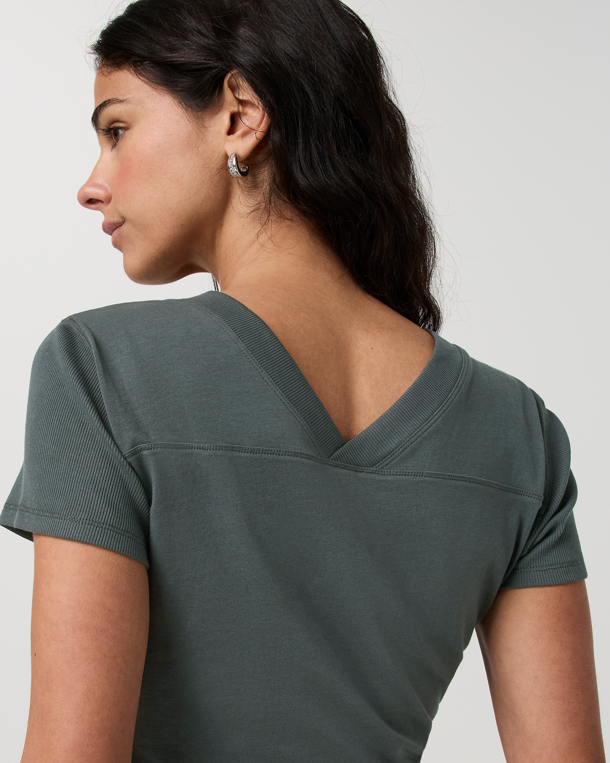 Vuori Short Sleeve Tuvalu Double V Neck