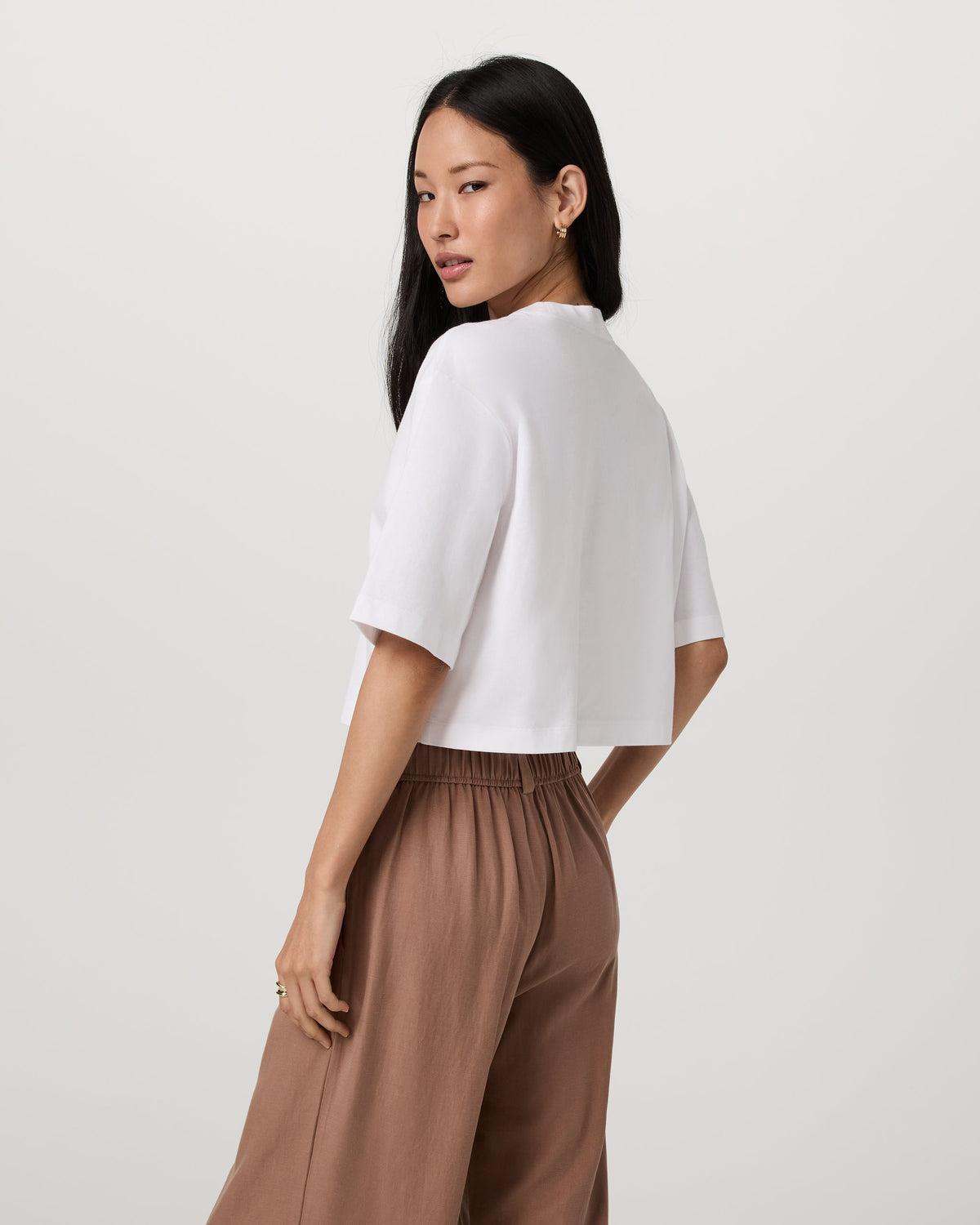 Vuori Short Sleeve Heavyweight Crop Cotton Tee