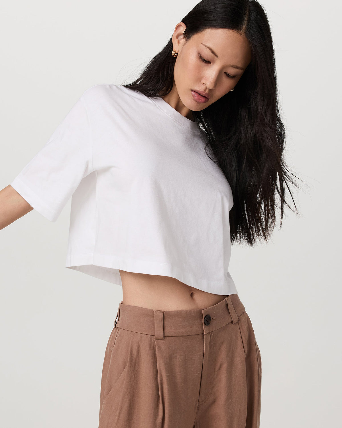 Vuori Short Sleeve Heavyweight Crop Cotton Tee