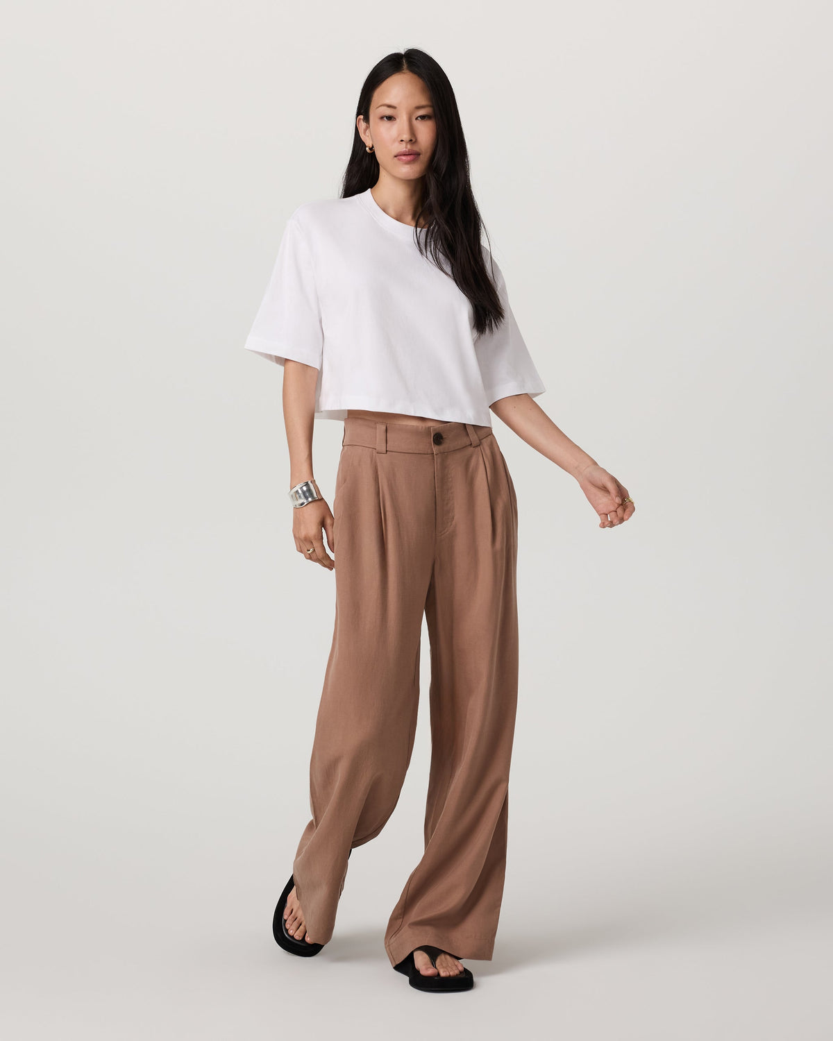 Vuori Short Sleeve Heavyweight Crop Cotton Tee
