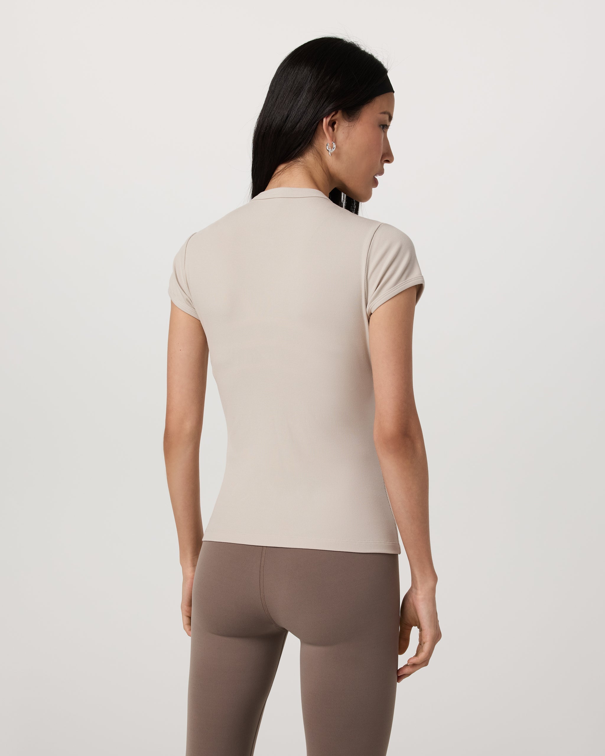 Vuori Short Sleeve Pose Button Up