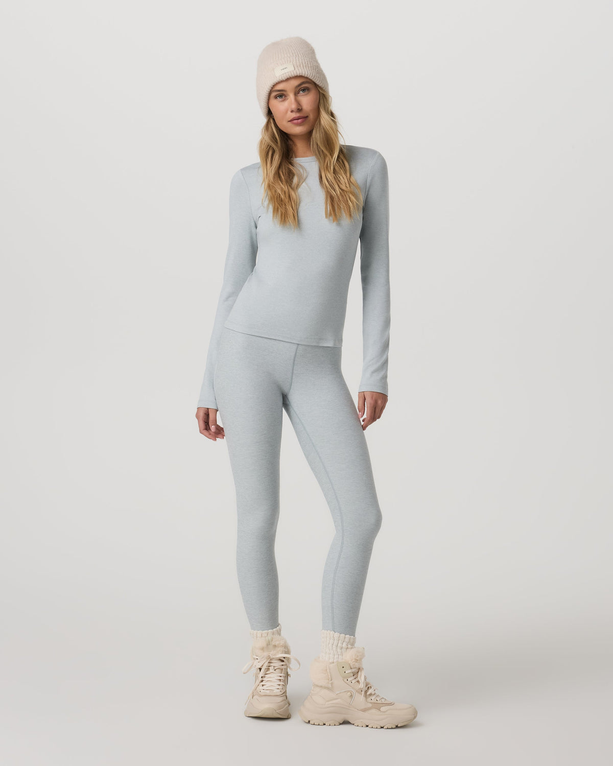 Vuori Long Sleeve Halo Essential Crew Tee