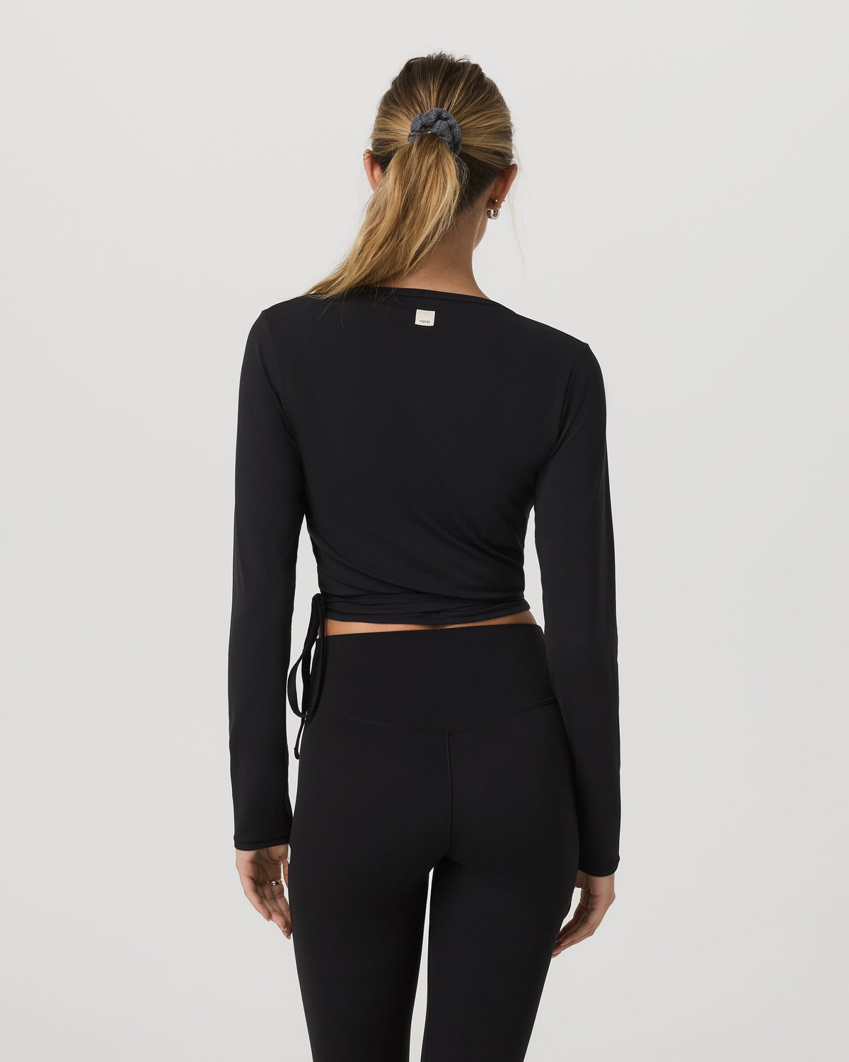 Vuori Alltheform Wrap Top