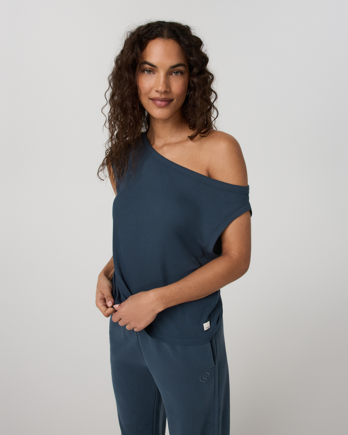 Vuori Cove Asymmetric Top