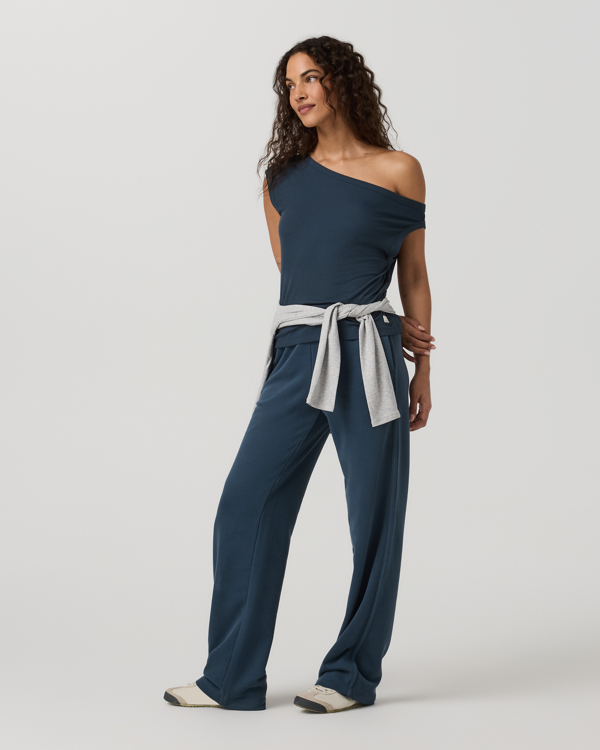 Vuori Cove Asymmetric Top