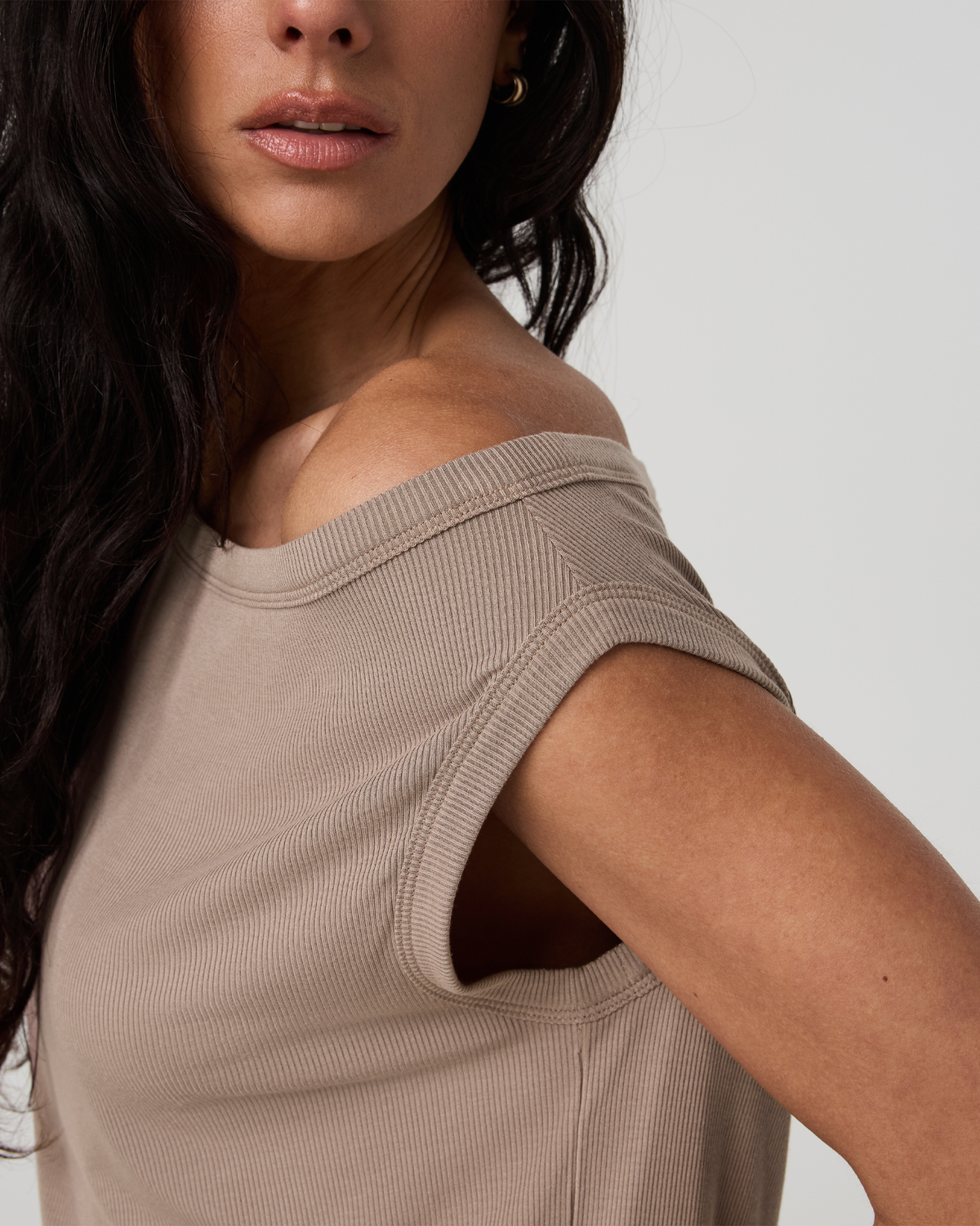Vuori Cove Asymmetric Top