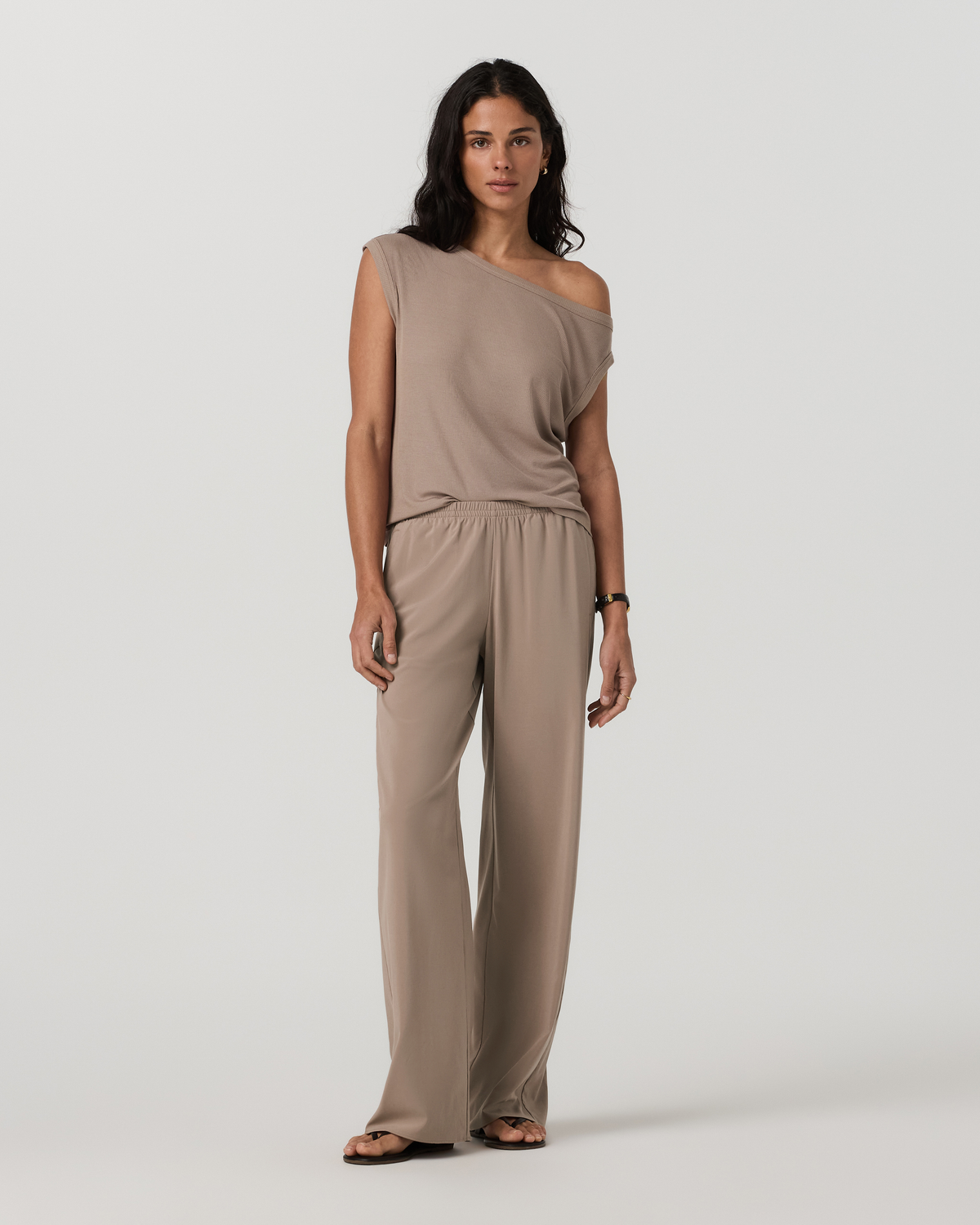 Vuori Cove Asymmetric Top