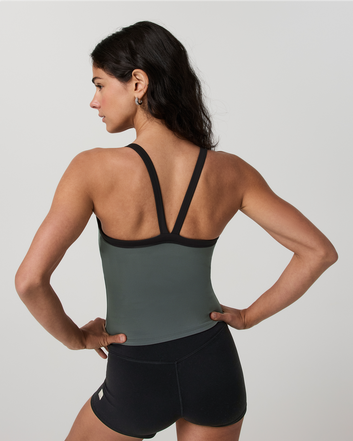 Vuori Alltheform V Neck Tank