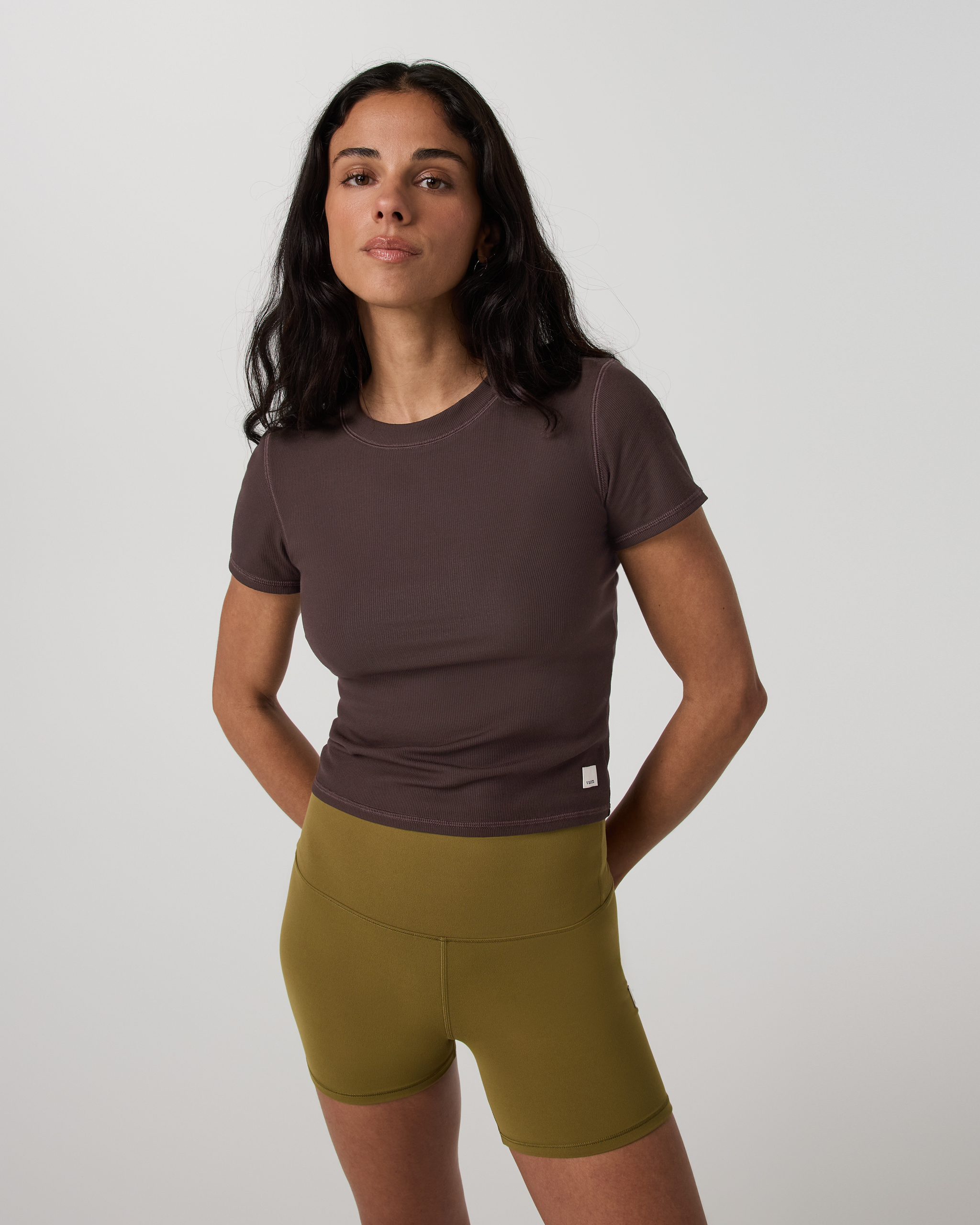 Vuori Pose Fitted Tee