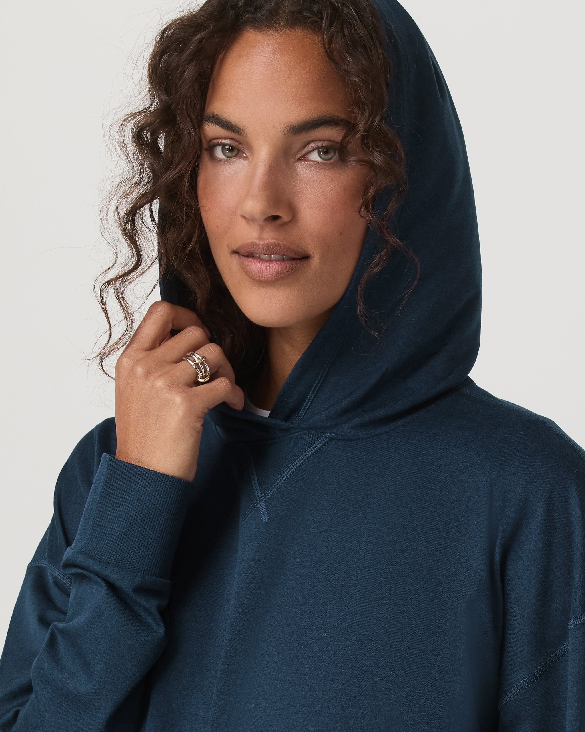 Vuori Halo Modern Pullover Hoodie
