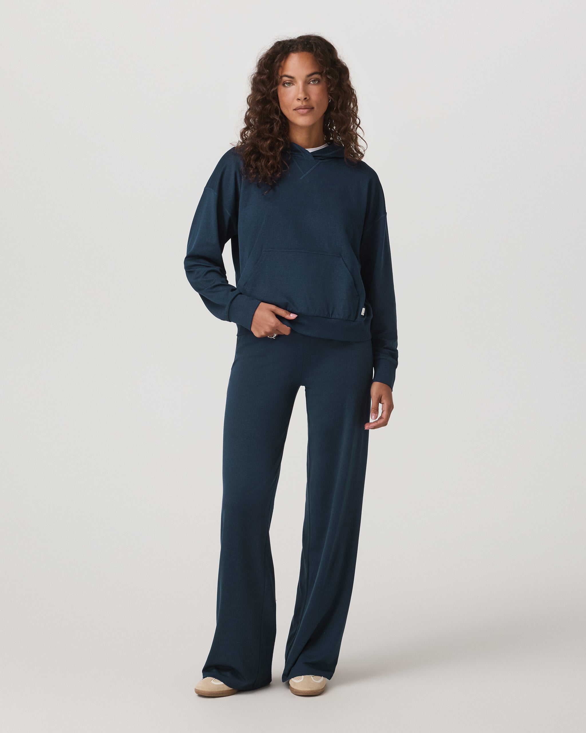 Vuori Halo Modern Pullover Hoodie