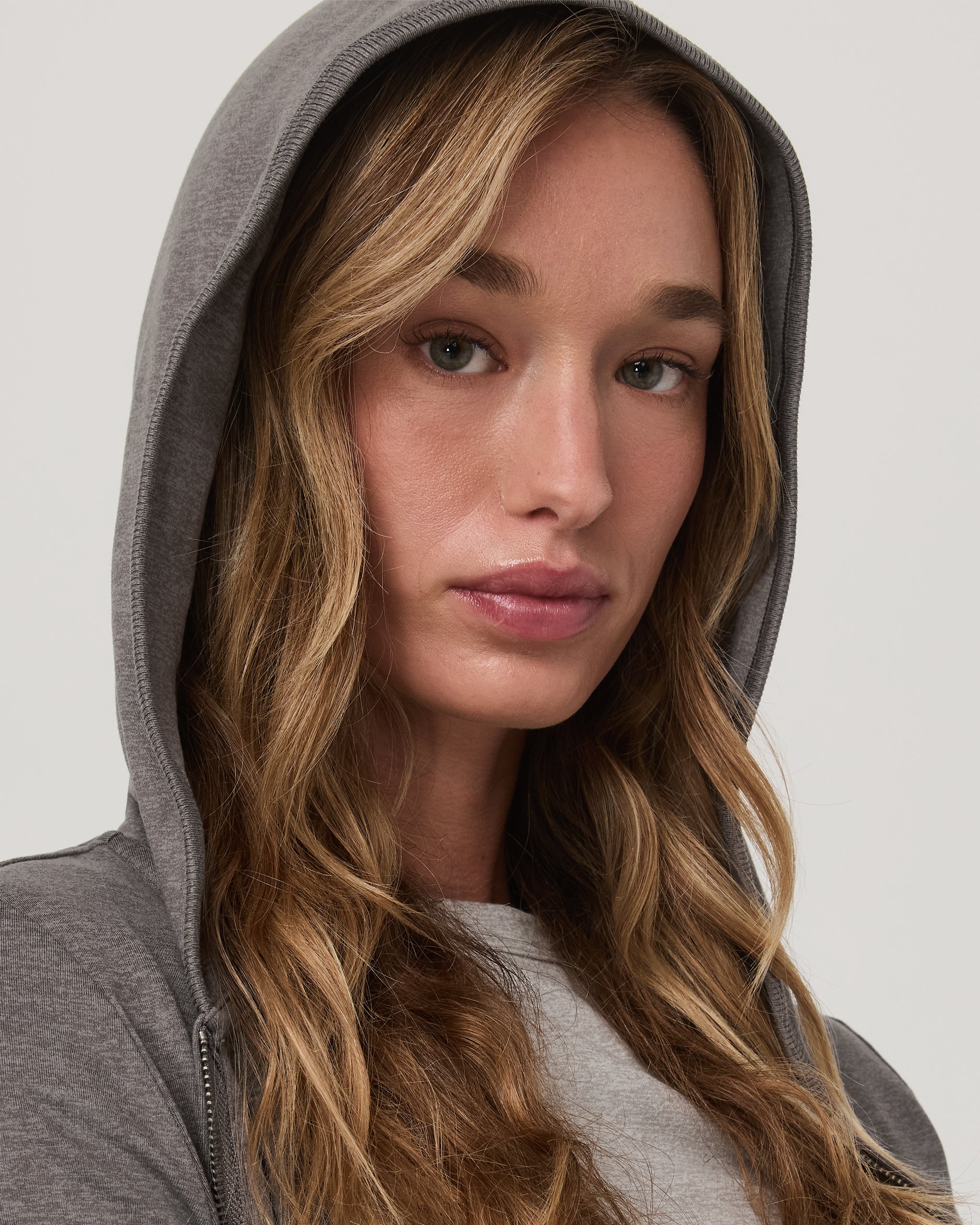Vuori Halo Mini Full Zip Hoodie