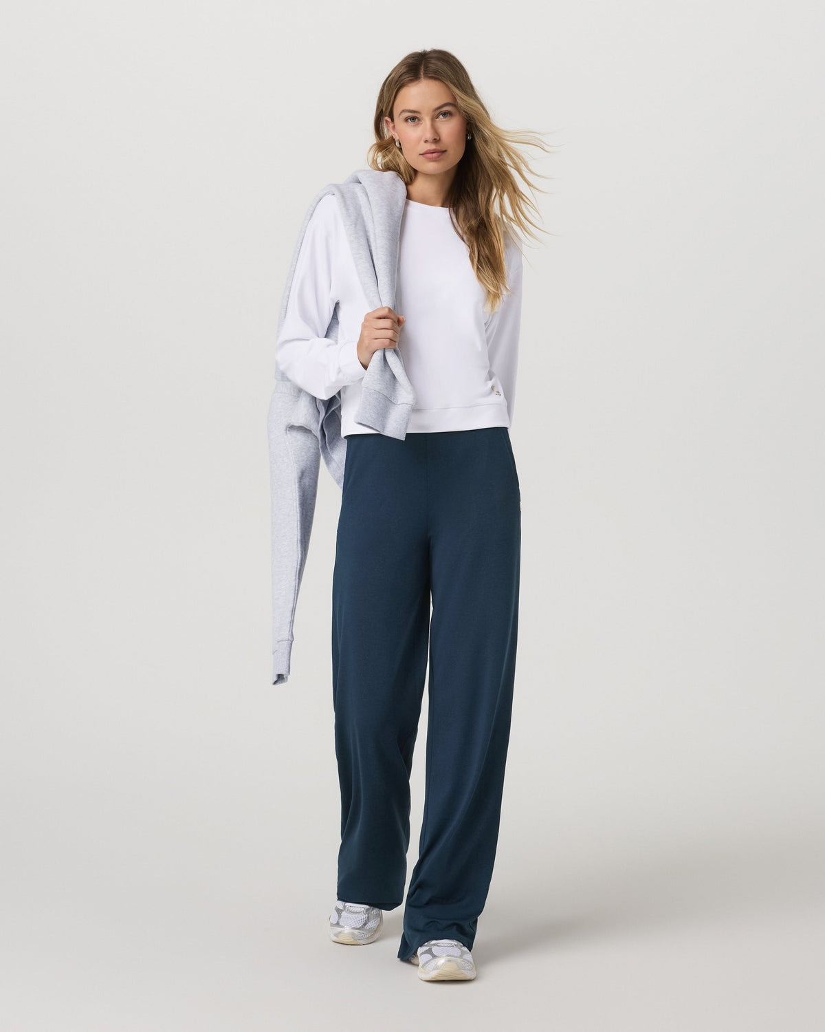 Vuori Halo Modern Crew