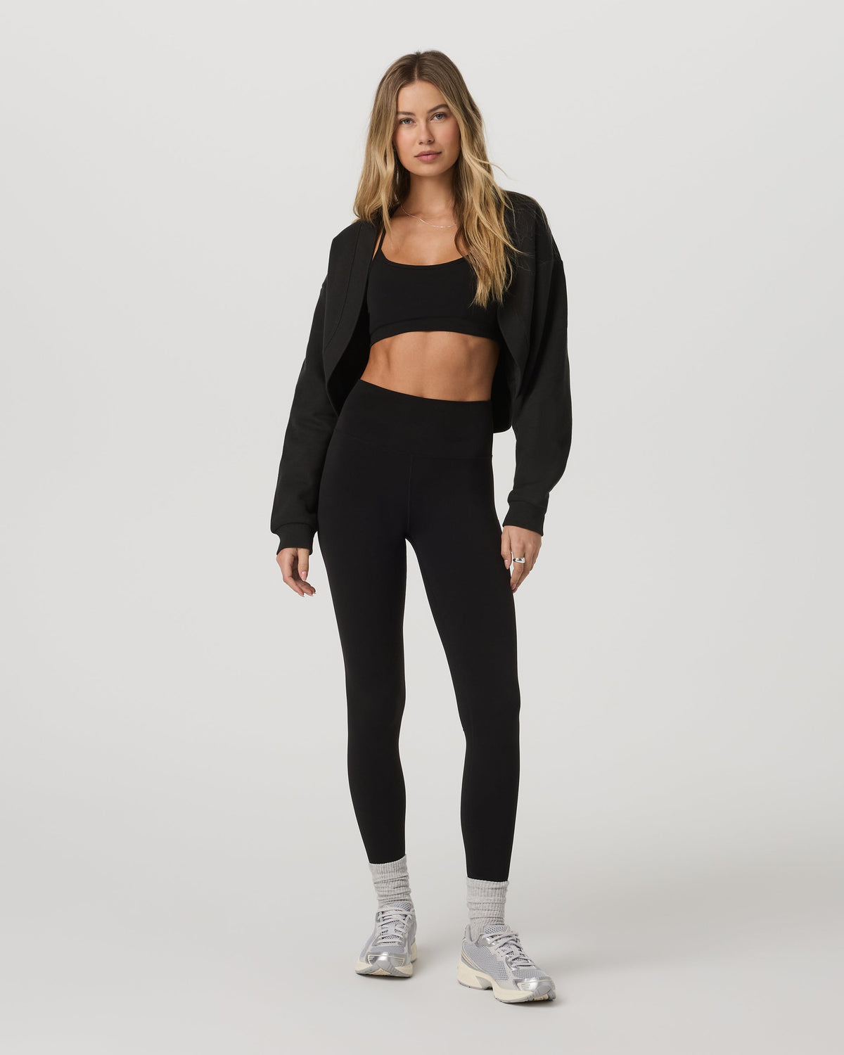 Vuori Restore Shrug