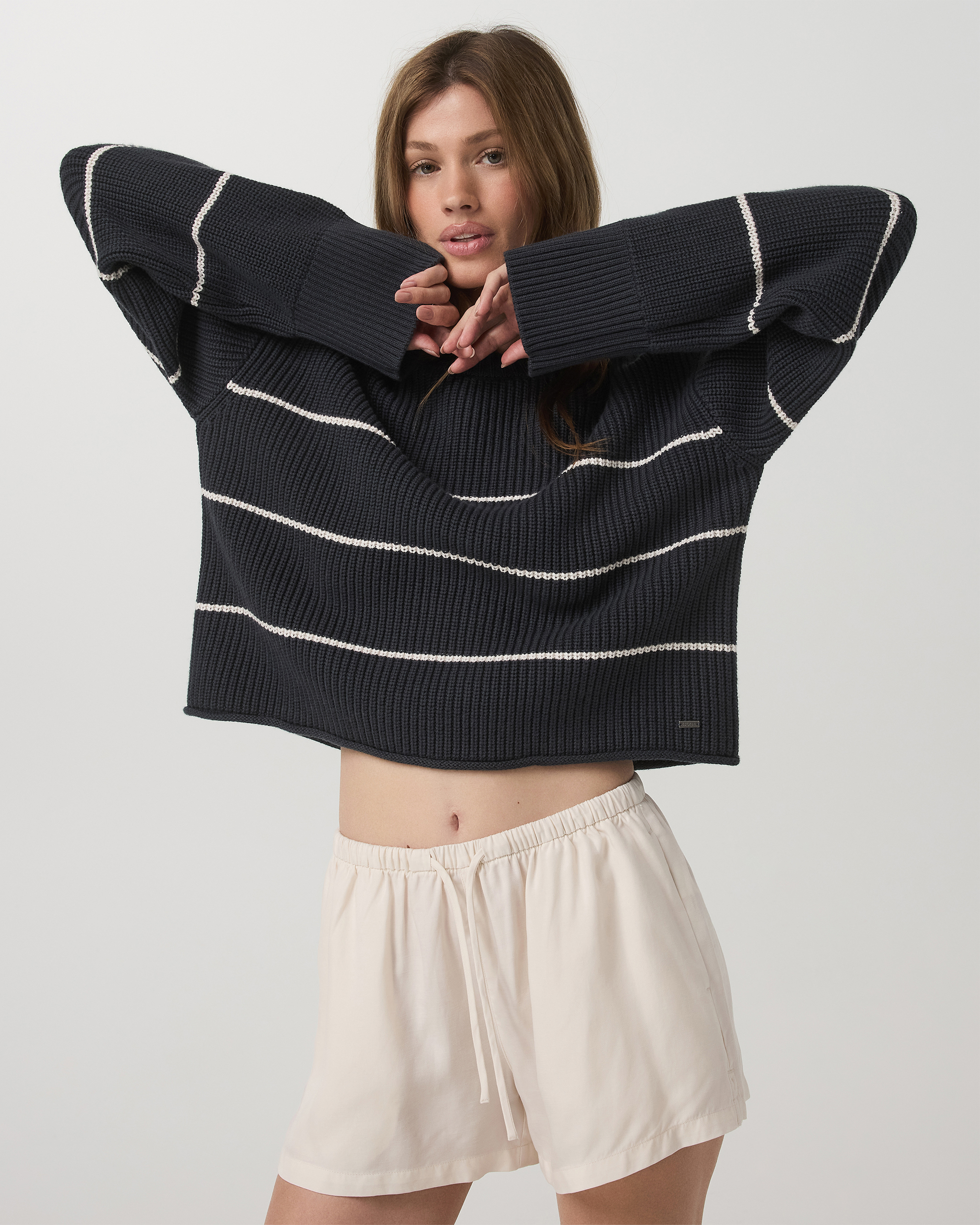 #color_navy-stripe