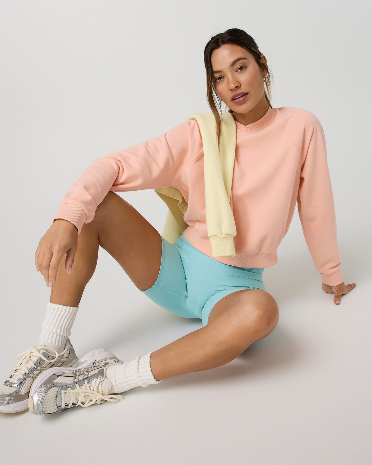 Vuori Sedona Vneck Pullover