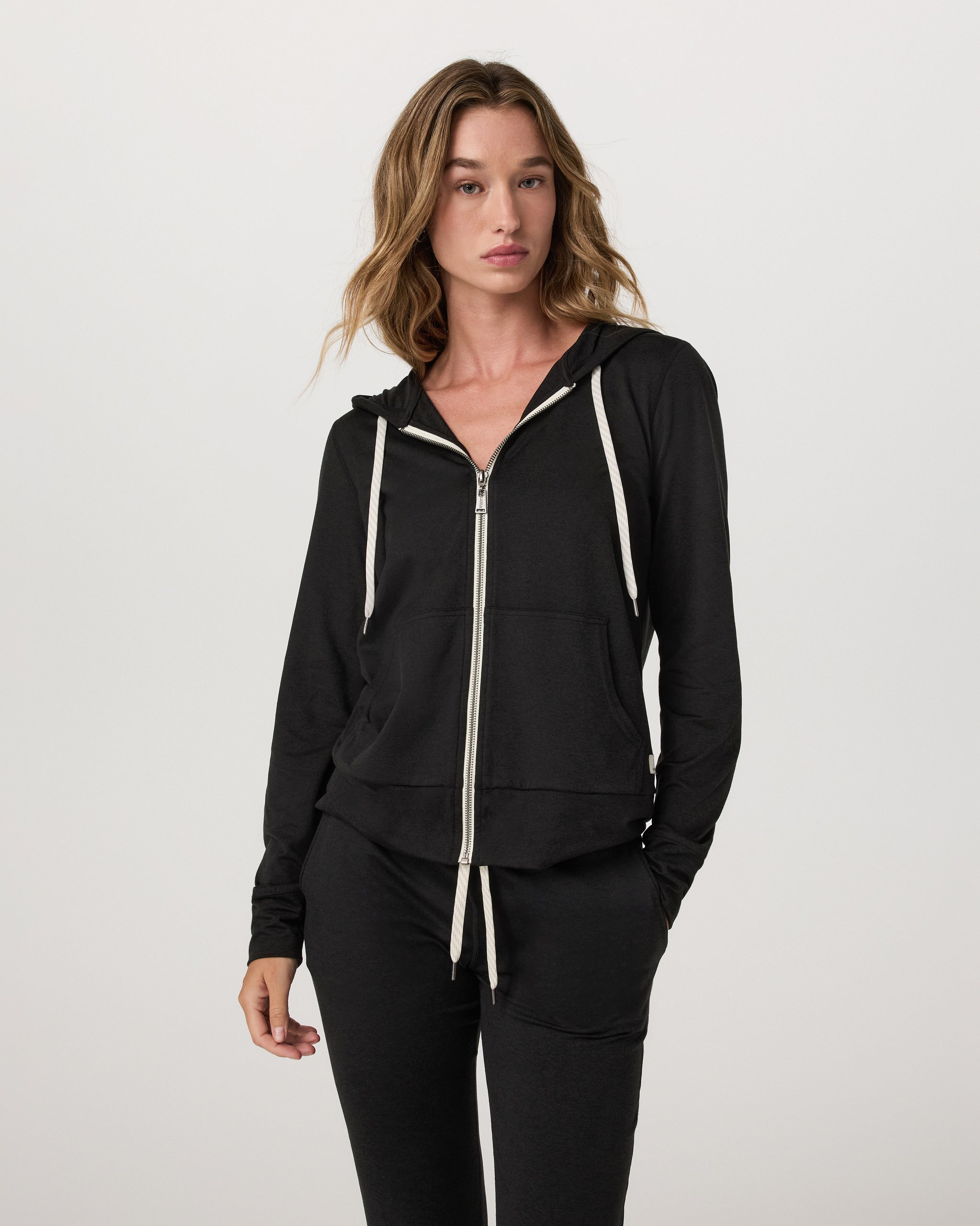 Vuori Halo Performance Hoodie 20